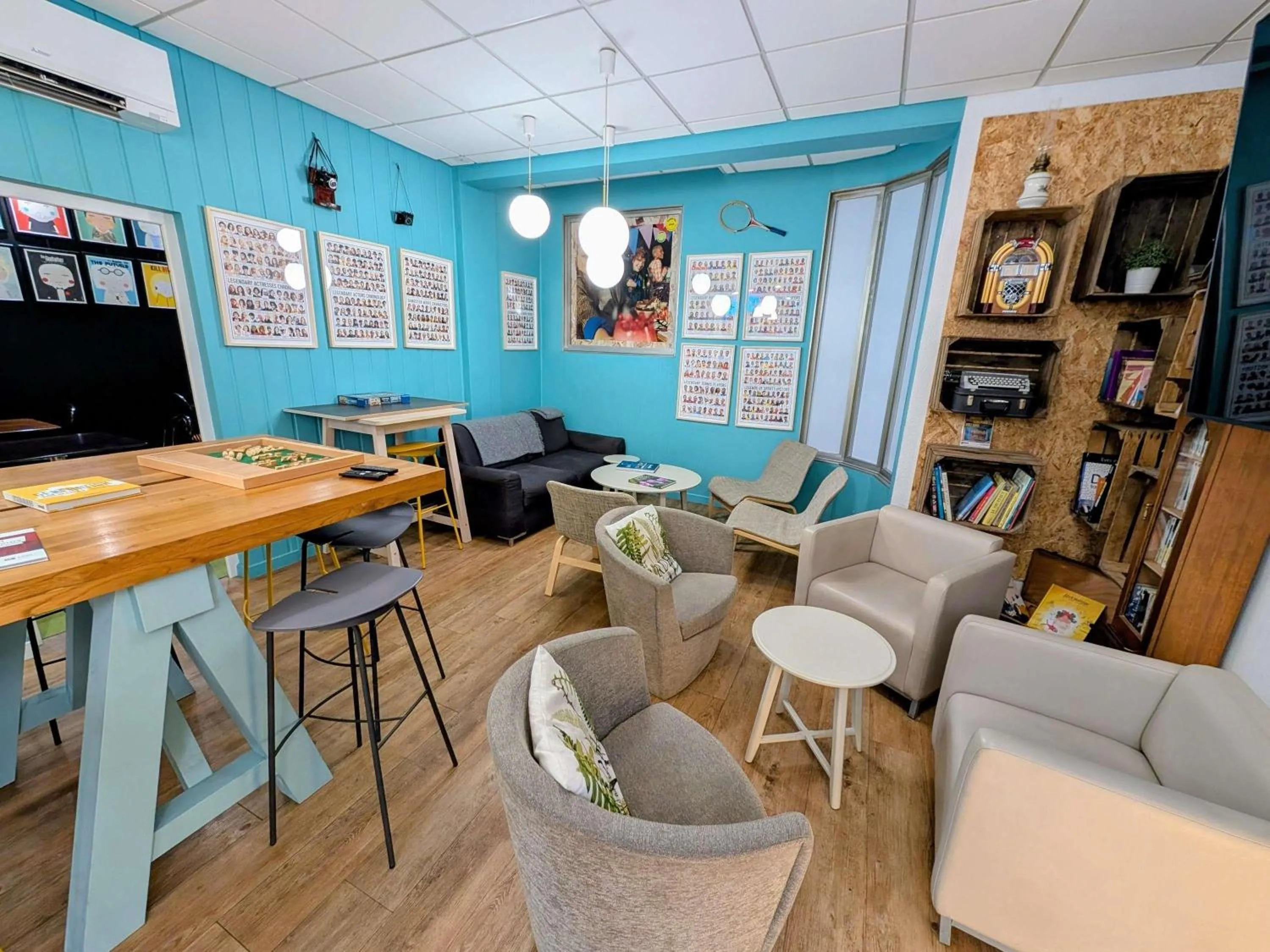 Property building in greet Grenoble Centre Gare Accor Hotel