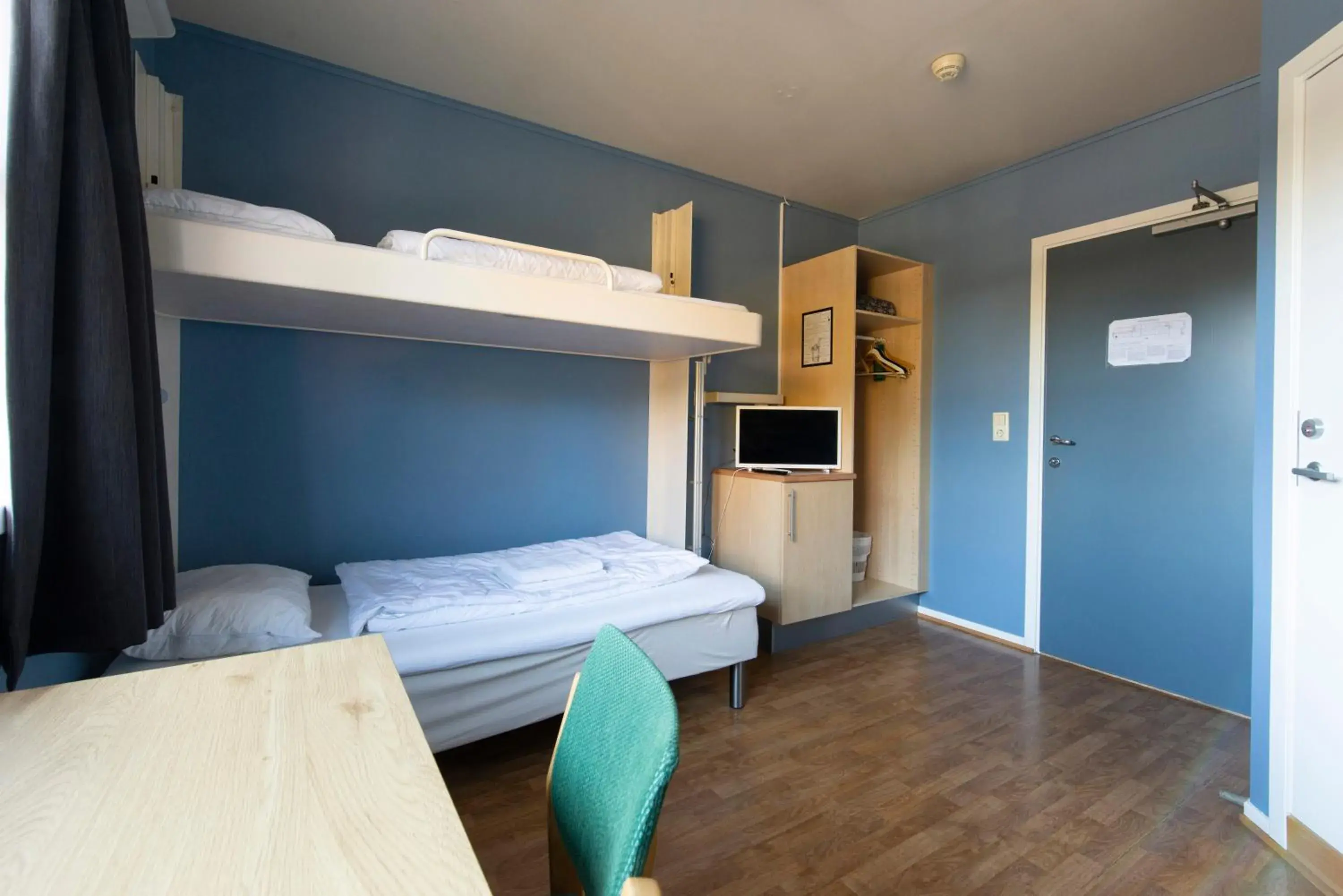 Quadruple Room in Kongsberg Hostel-Vandrerhjem Quadruple Room in Kongsberg Hostel-Vandrerhjem