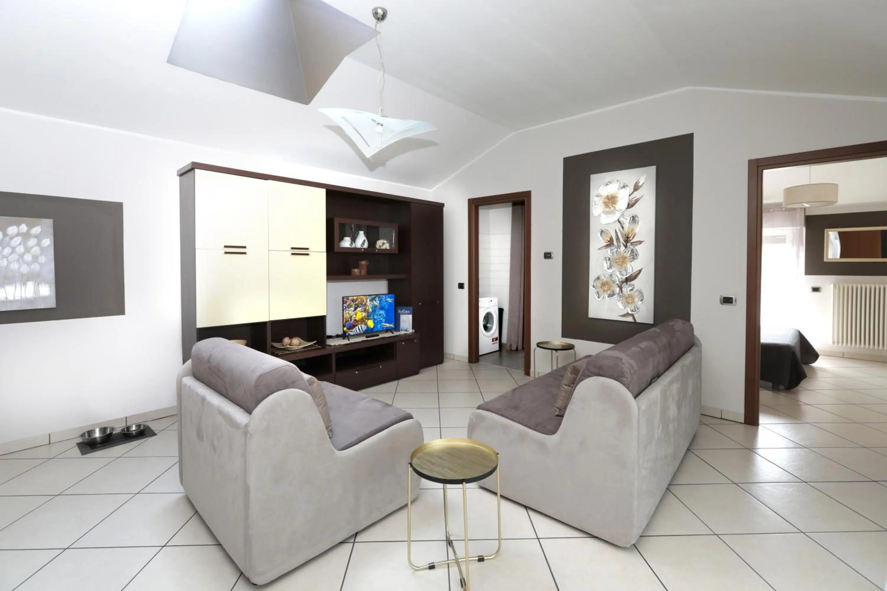 TV and multimedia in Hotel Residence Aurora