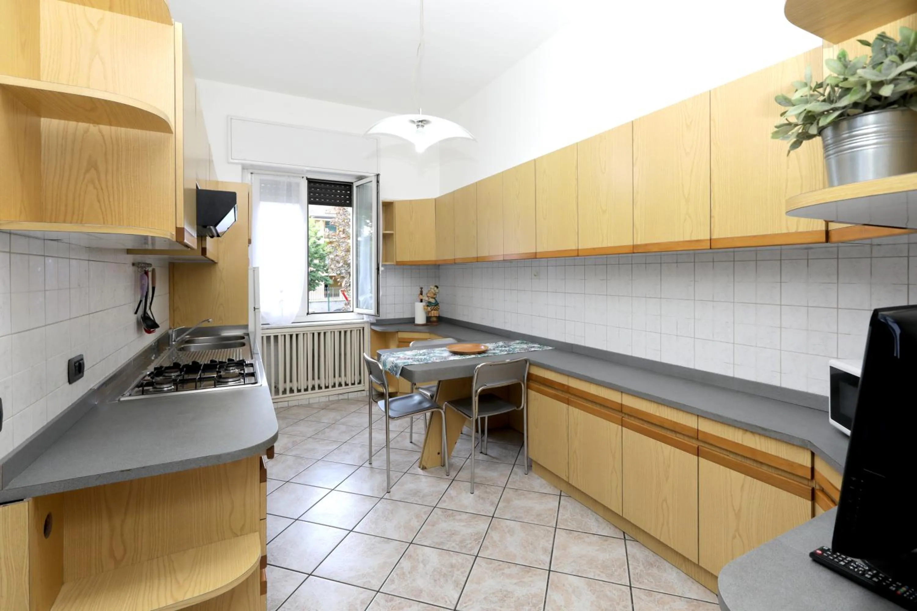 Kitchen or kitchenette in Hotel Residence Aurora