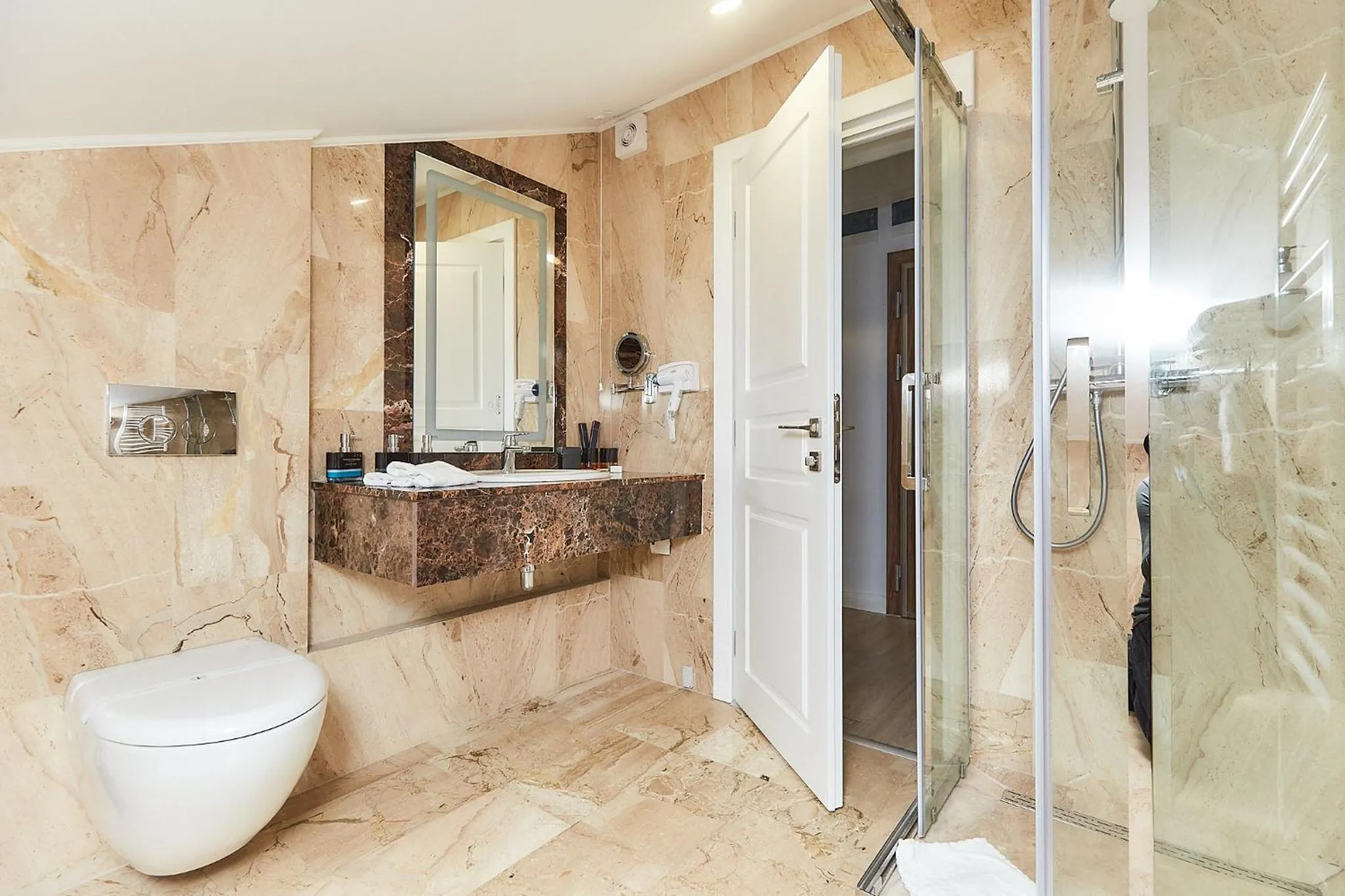 Bathroom in Lebada Luxury Resort & Spa