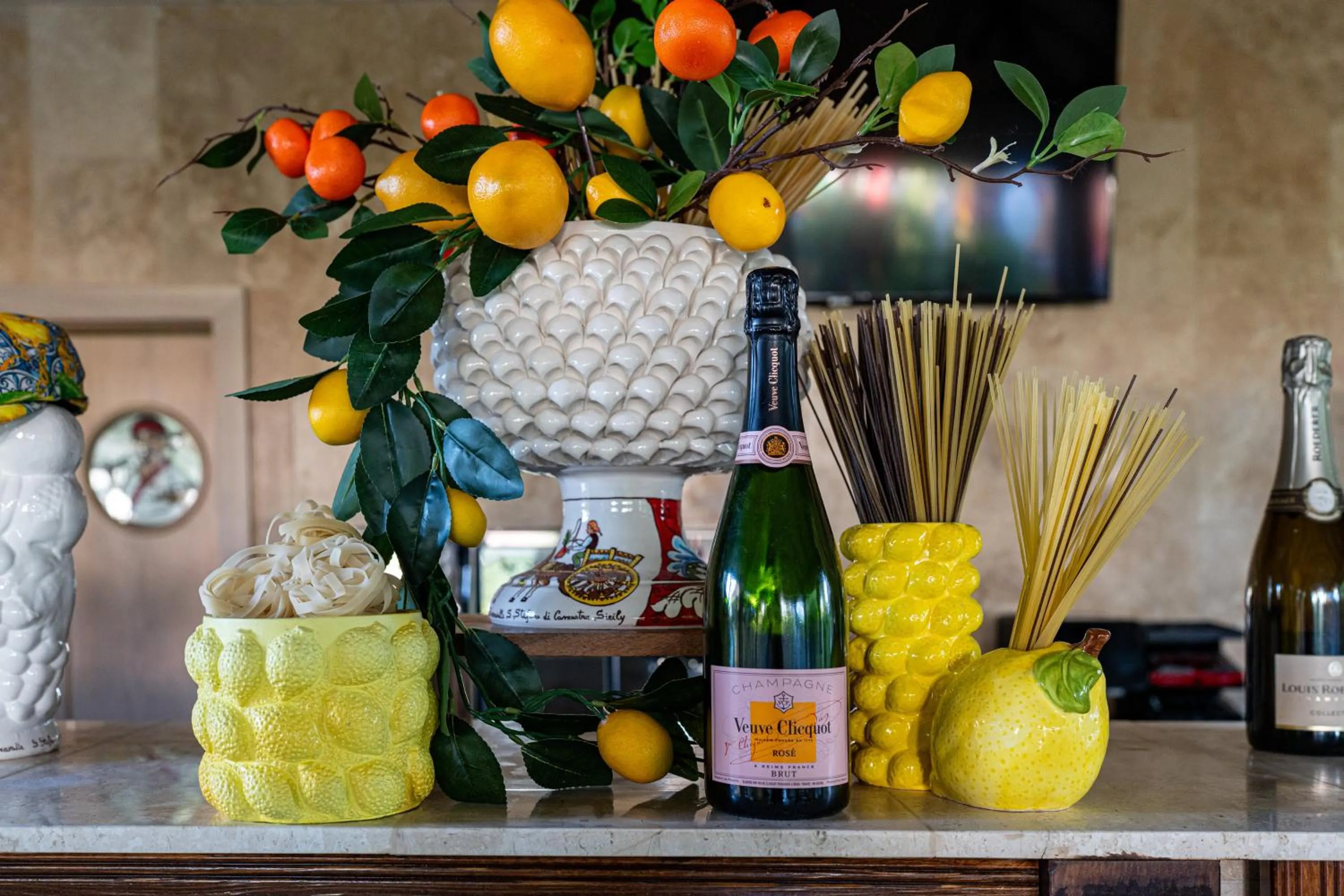 Restaurant/places to eat in Lebada Luxury Resort & Spa