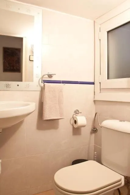 Bathroom in Apartments Barcelona & Home Deco Eixample