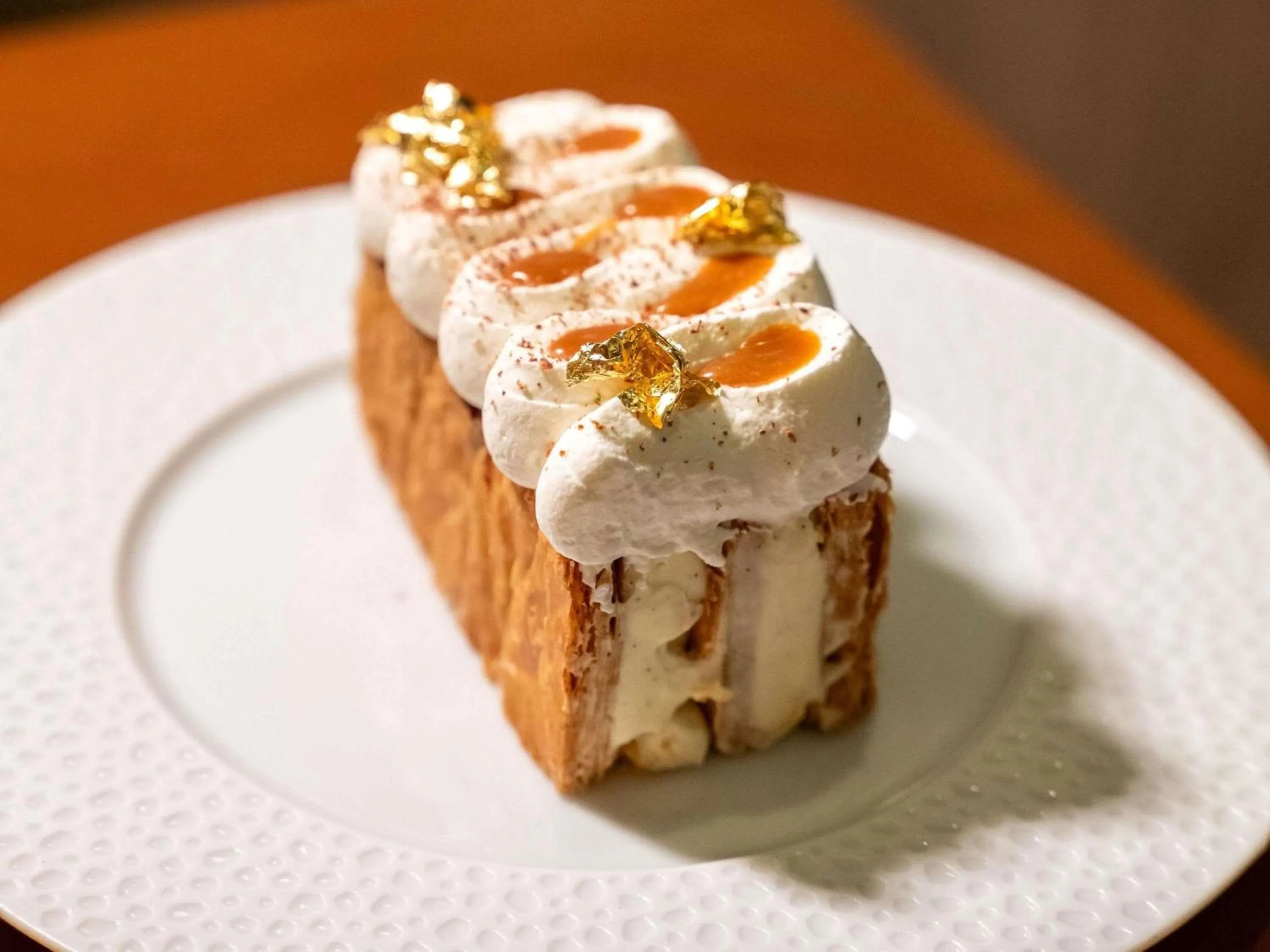 Restaurant/places to eat in Sofitel Paris Arc De Triomphe