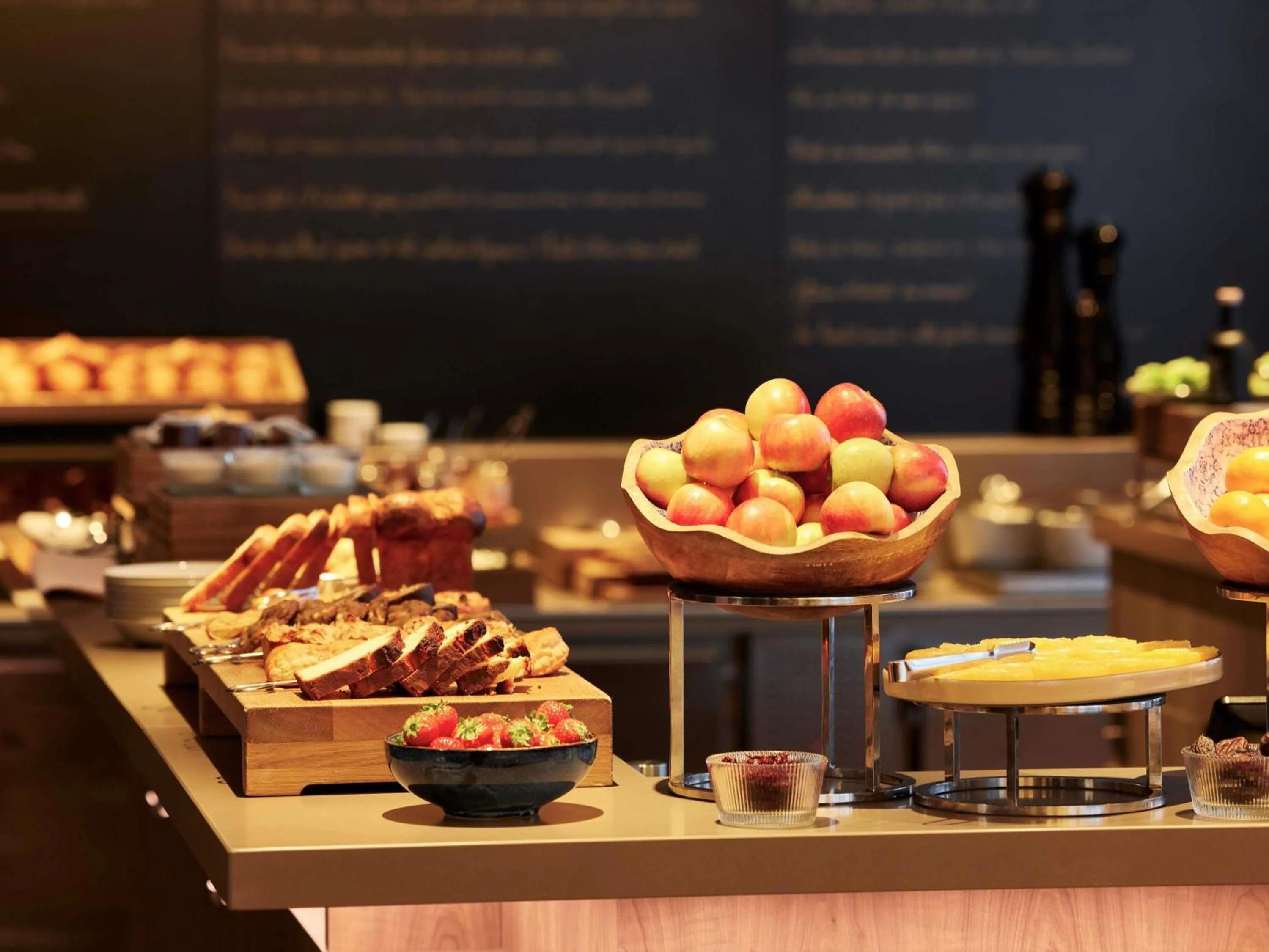 Breakfast in Sofitel Paris Arc De Triomphe