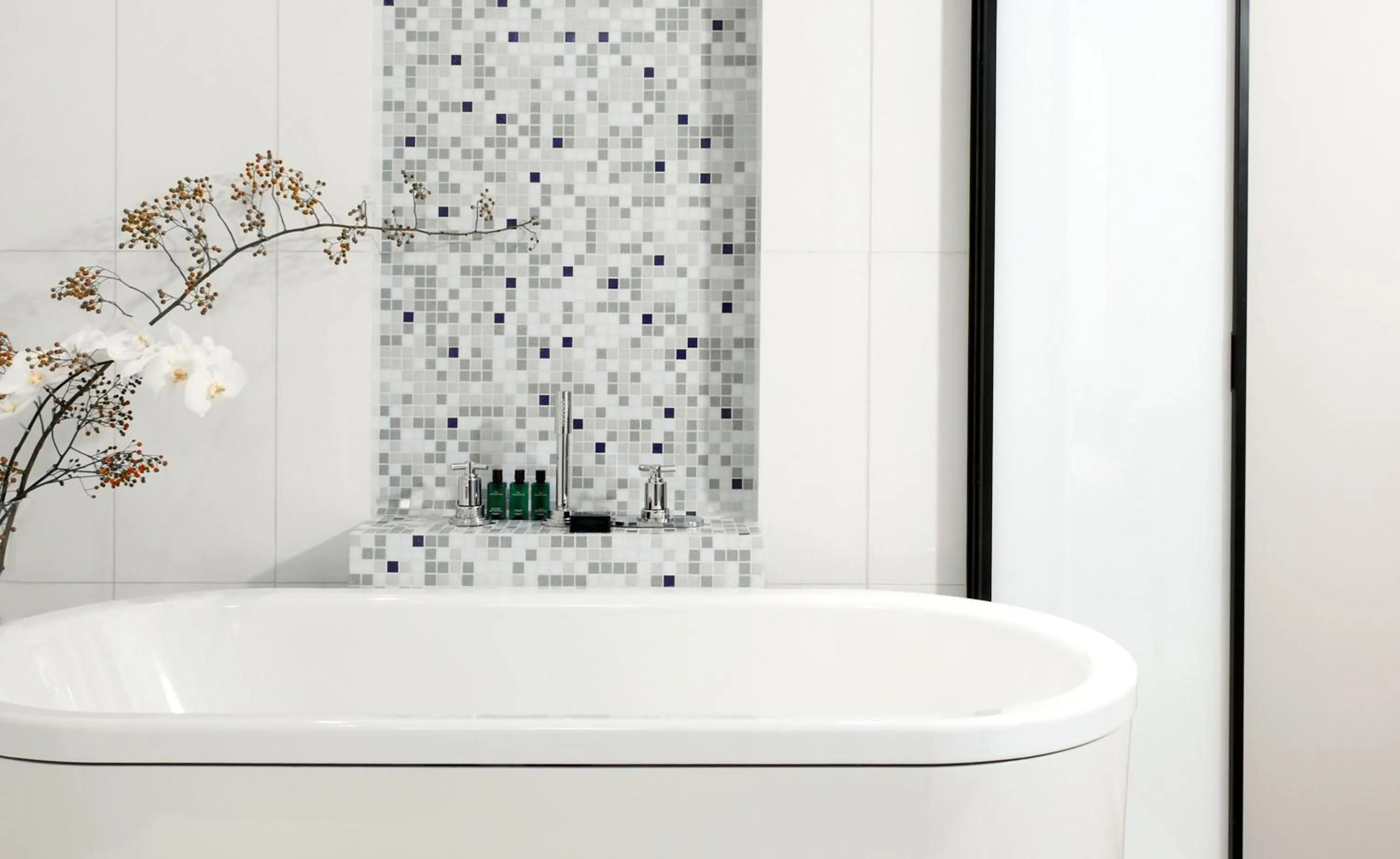 Bathroom in Sofitel Paris Arc De Triomphe