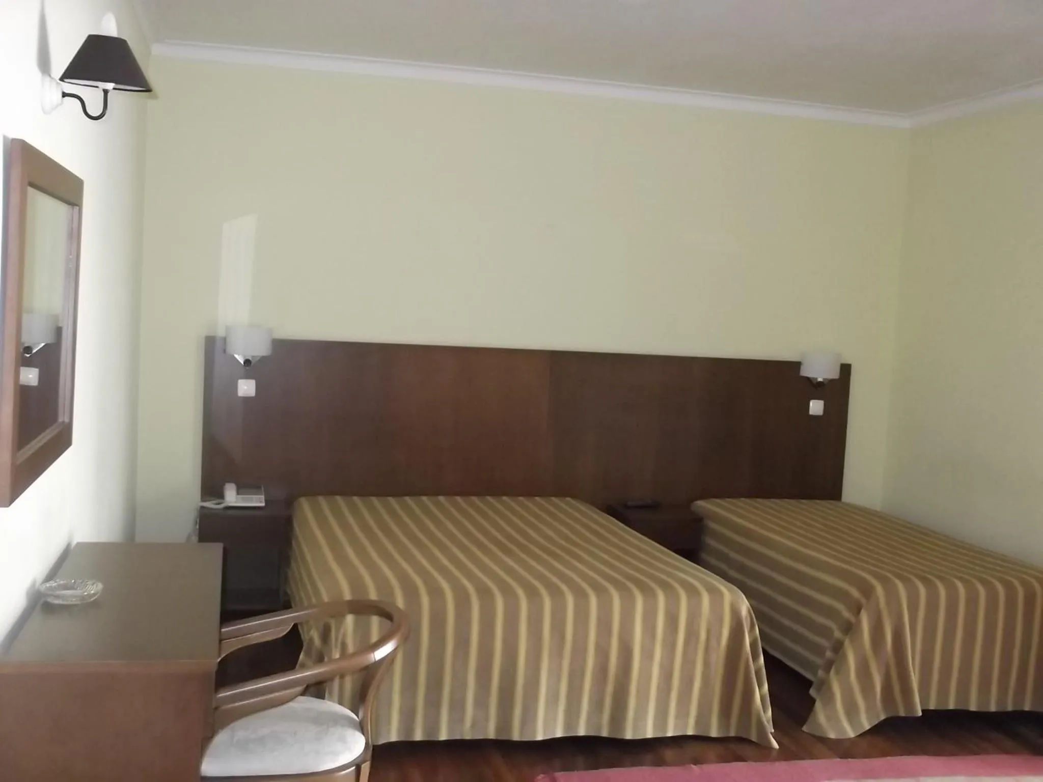 Bedroom, Bed in Hotel Minho Belo