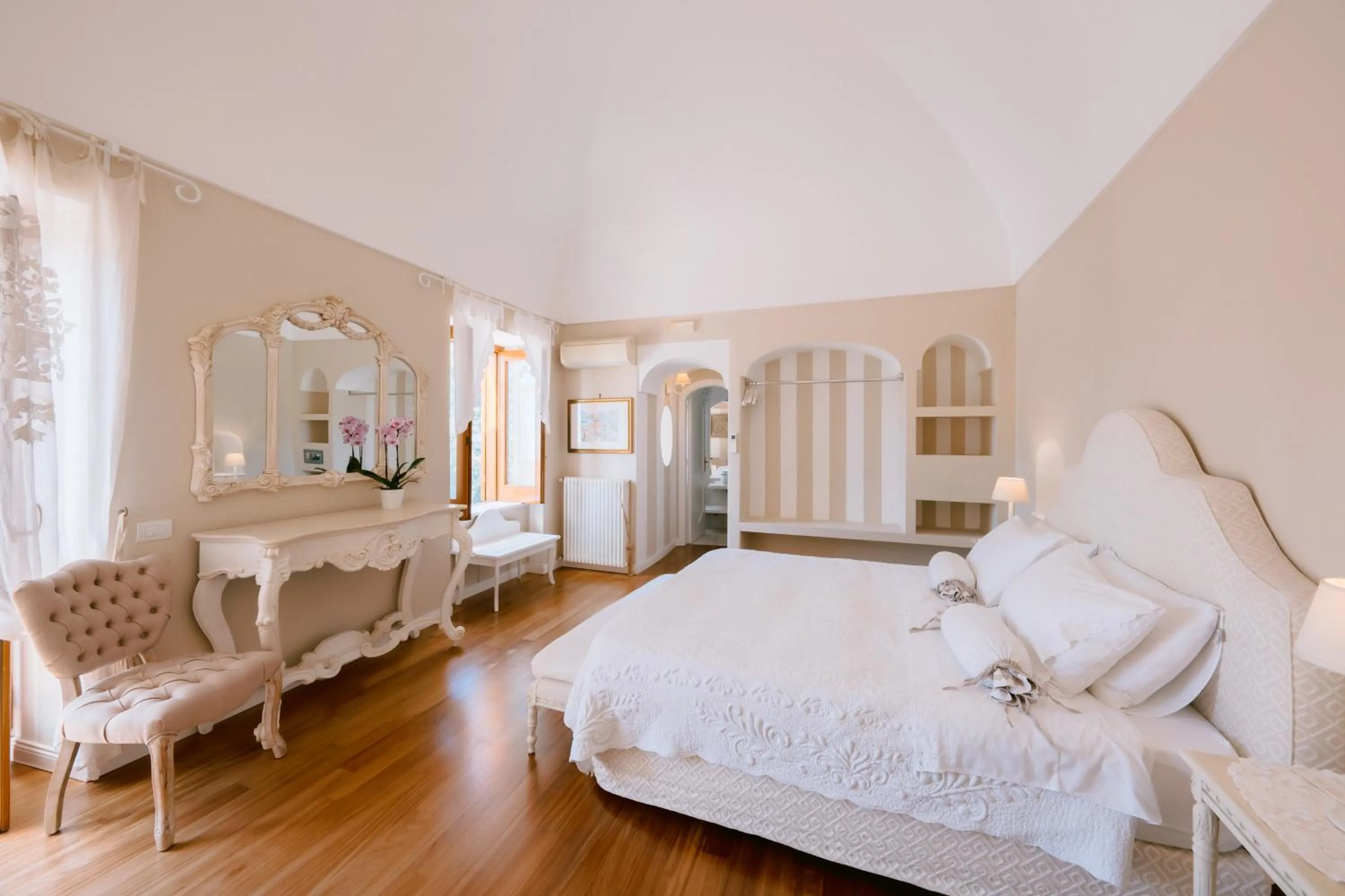 Bed in Villa Mary Suites