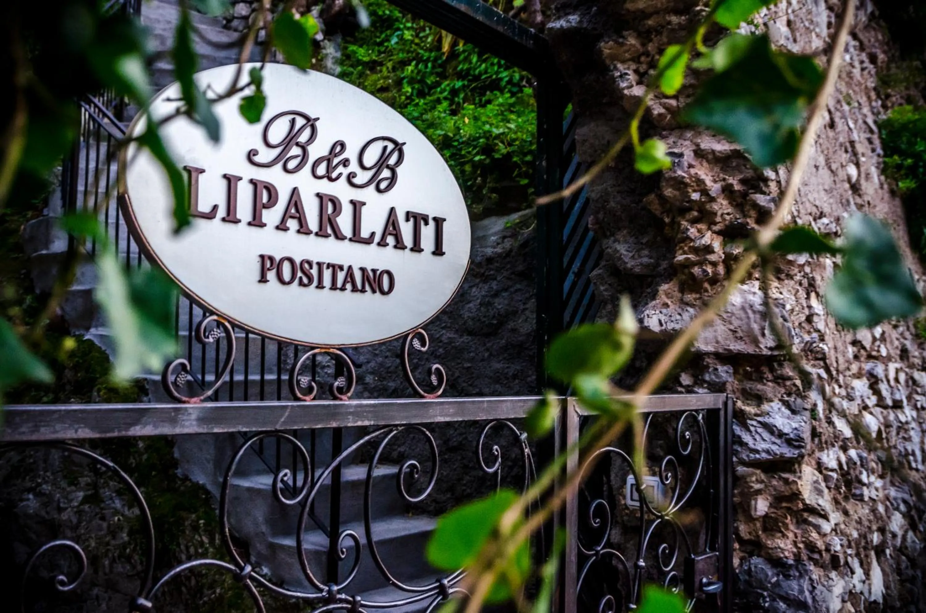 Facade/entrance in Maison Liparlati