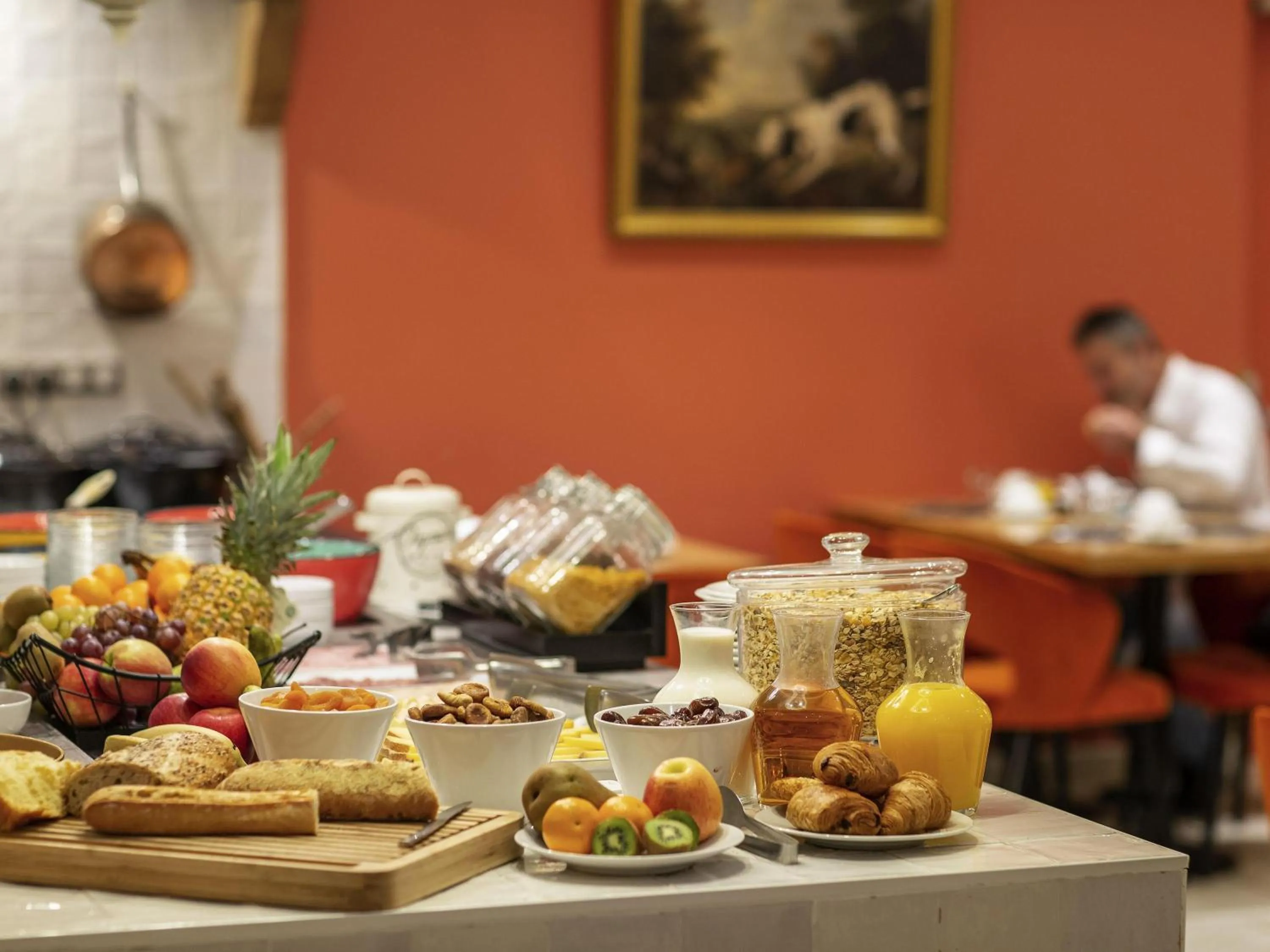 Breakfast in Mercure Rambouillet Relays Du Château