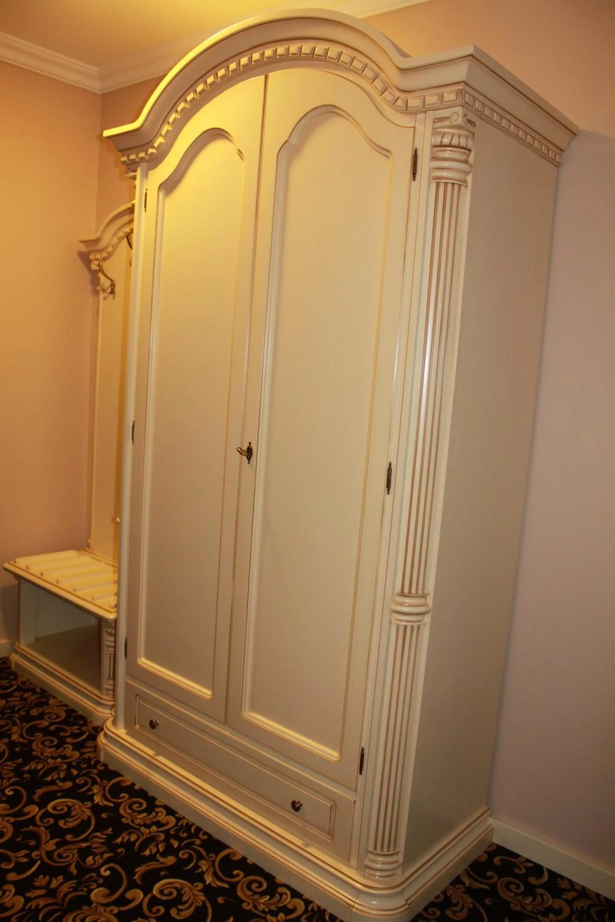 Photo of the whole room in Hotel Orient Braila