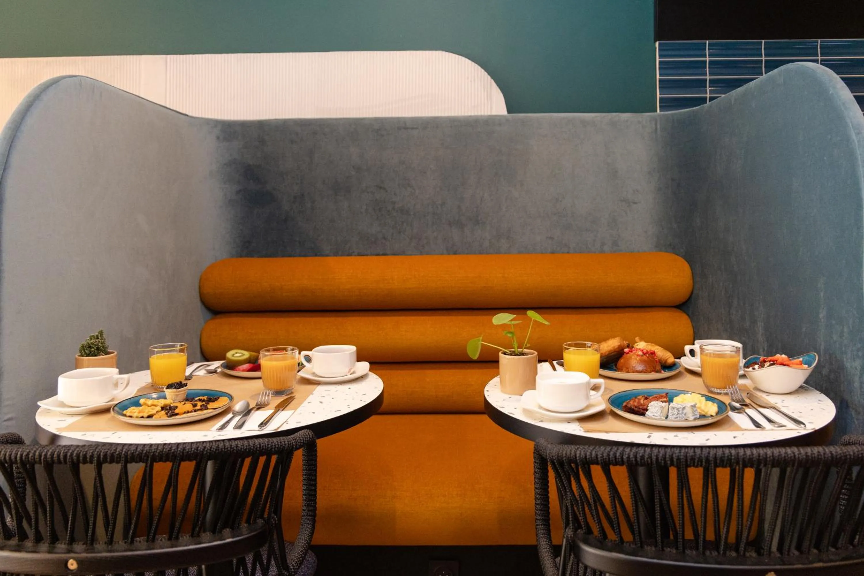 Coffee/tea facilities in Mercure Annecy Centre