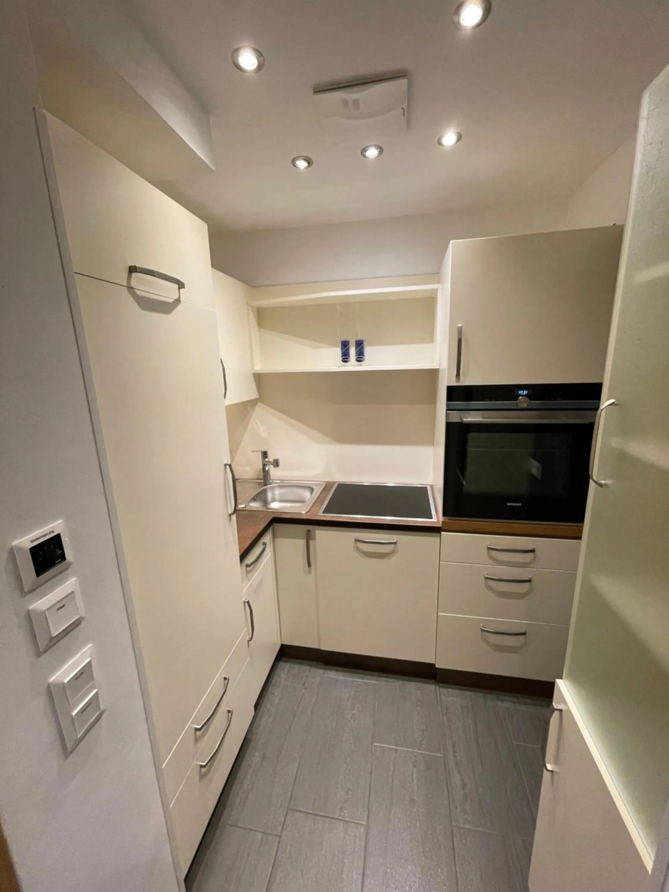 Kitchen or kitchenette in Parkhotel Zuzek