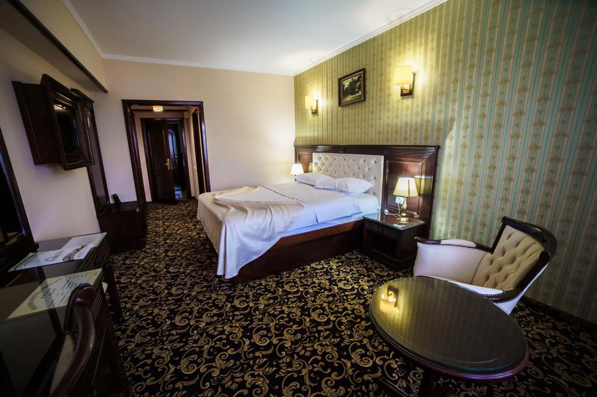 Bedroom, Bed in Grand Hotel Orient Braila