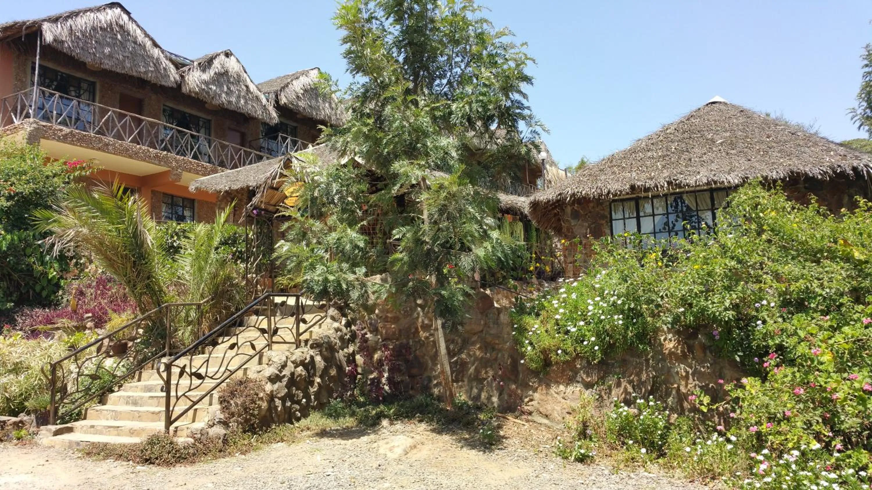 Facade/entrance in Osoita Lodge