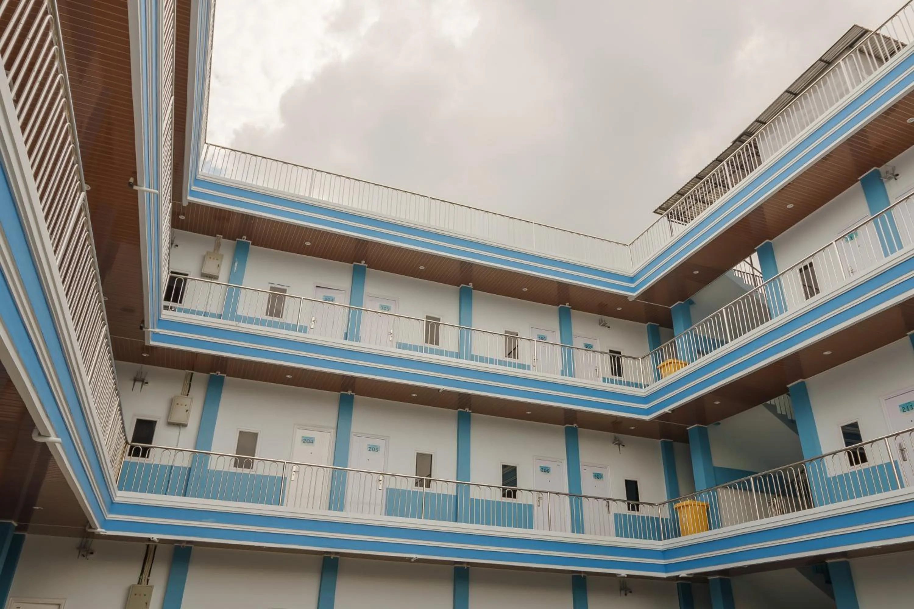 Property building in RedDoorz Plus near Palembang Icon Mall 2