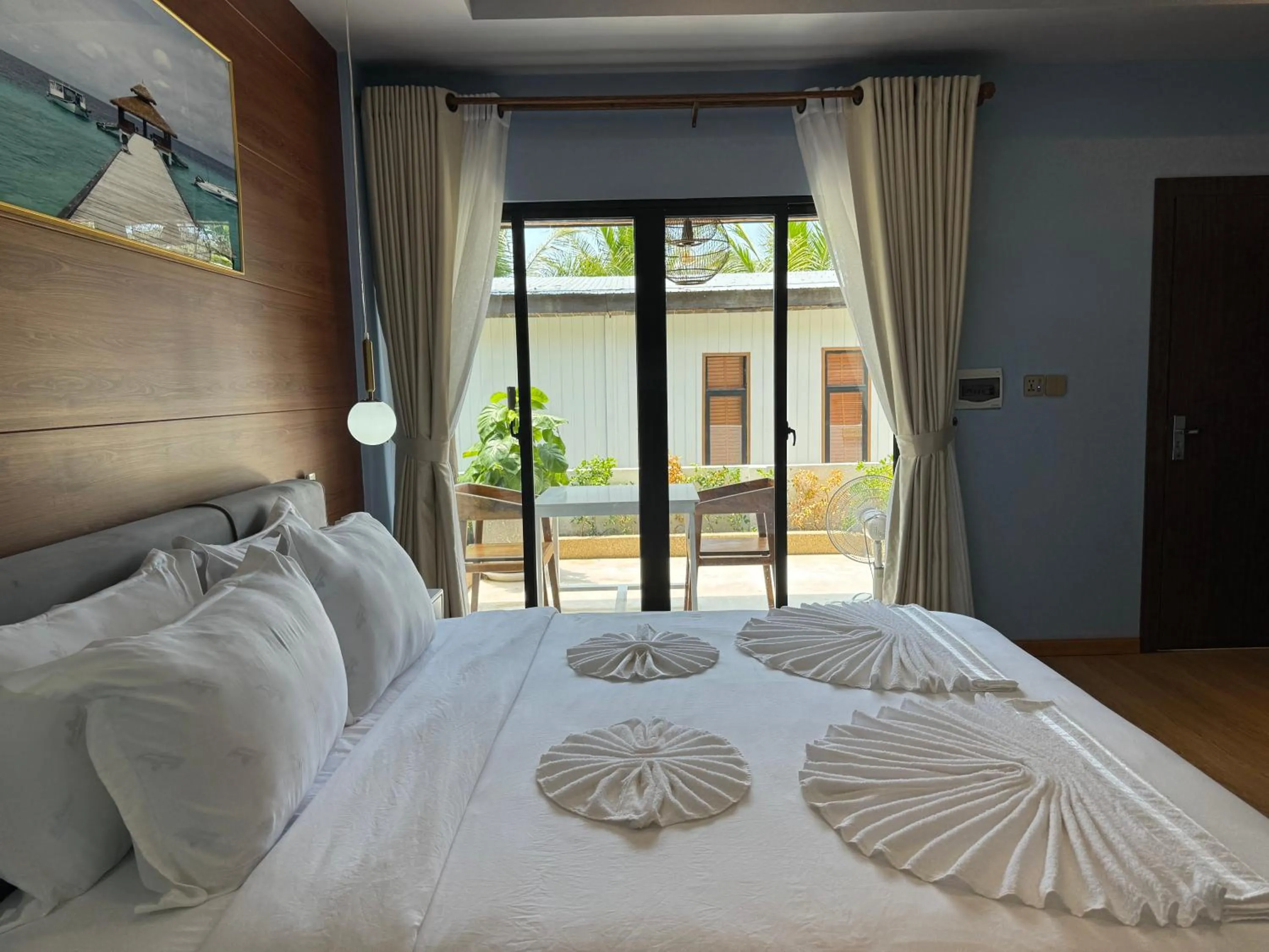 Bed in Bodega Resort