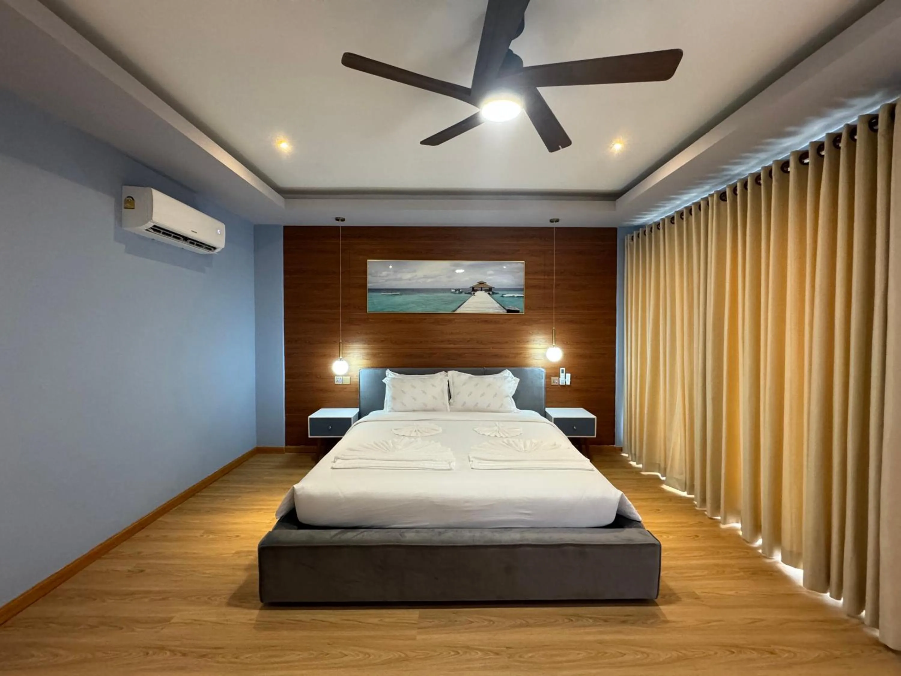 Bed in Bodega Resort