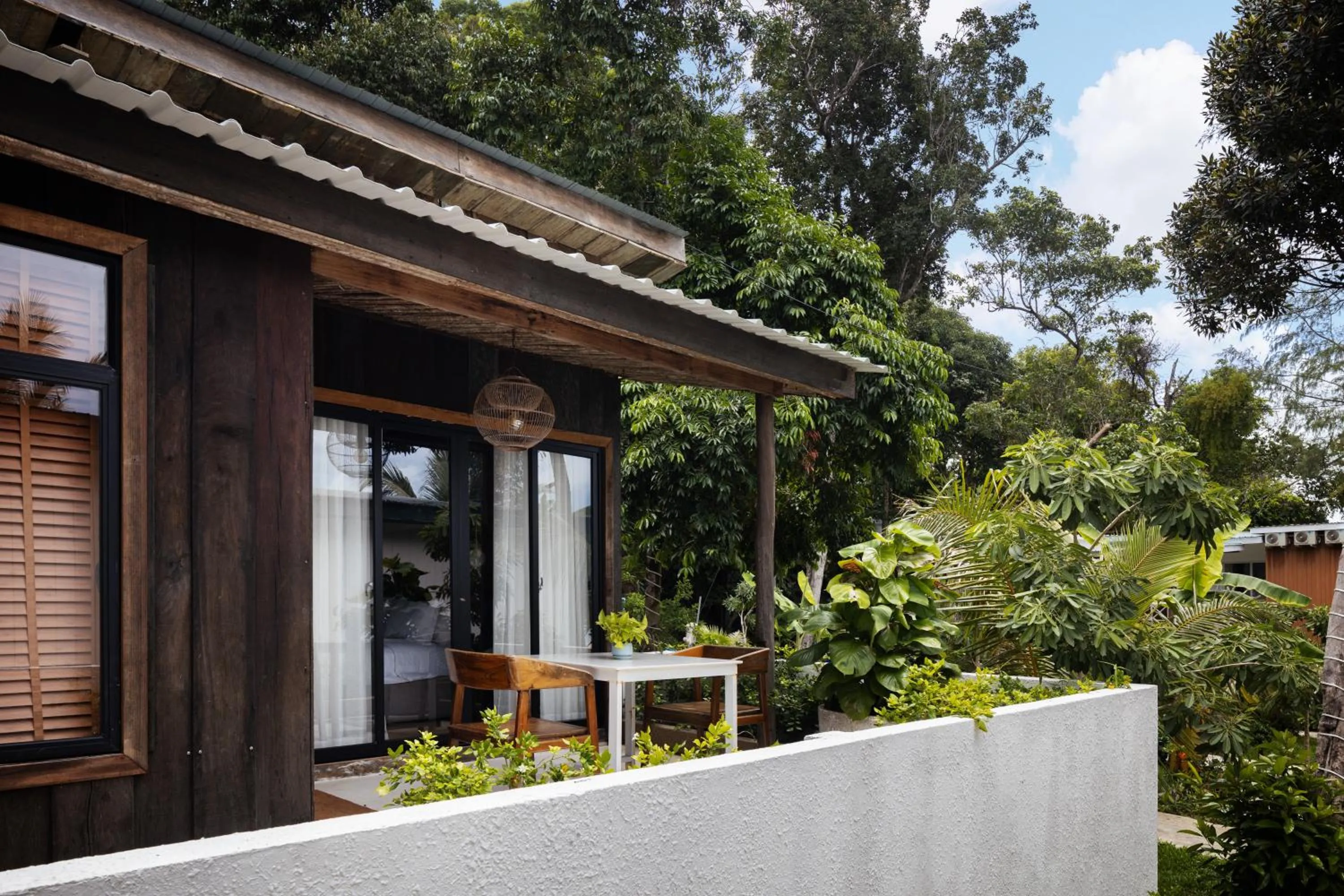 Property building in Bodega Resort