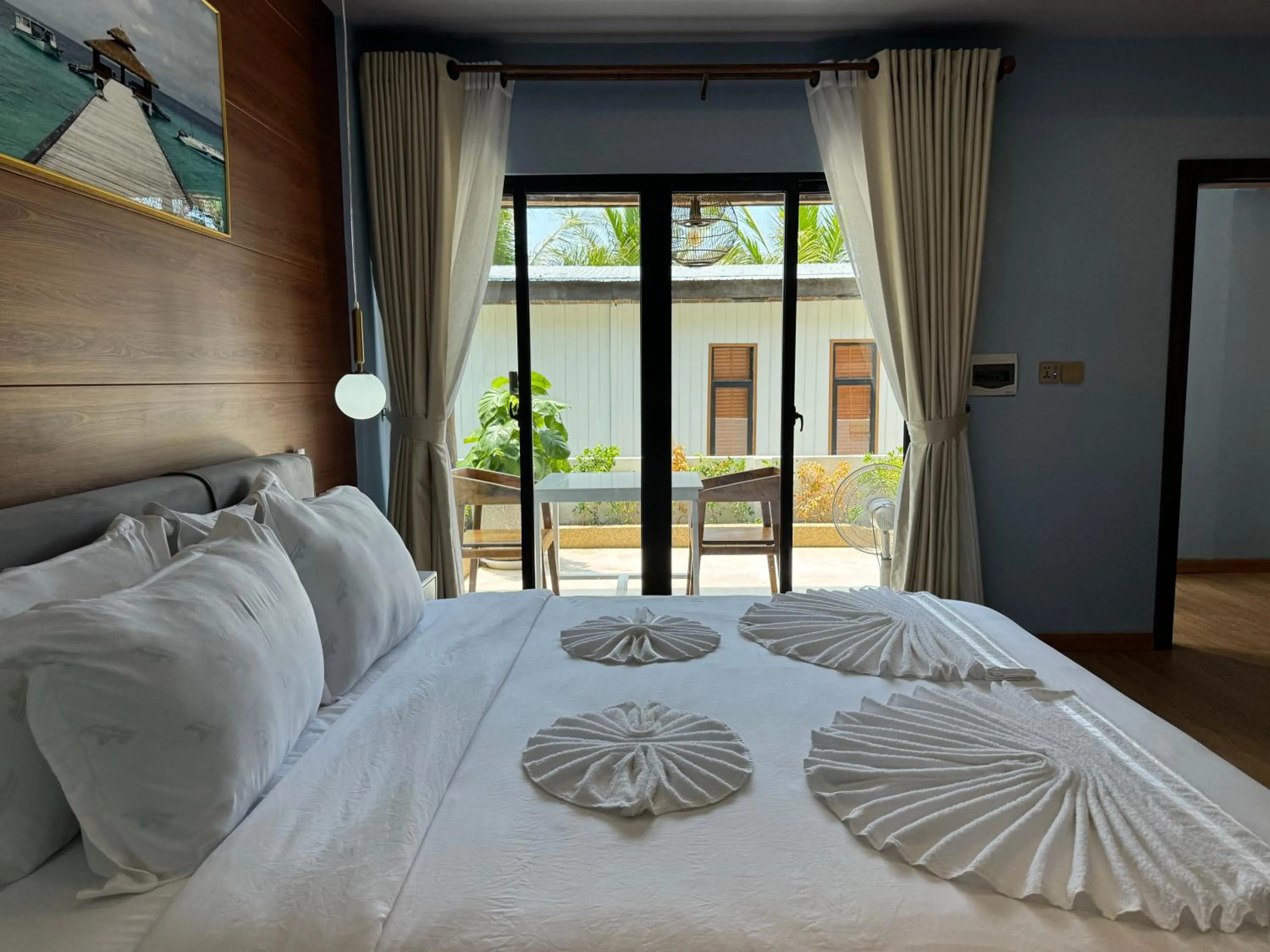 Bed in Bodega Resort