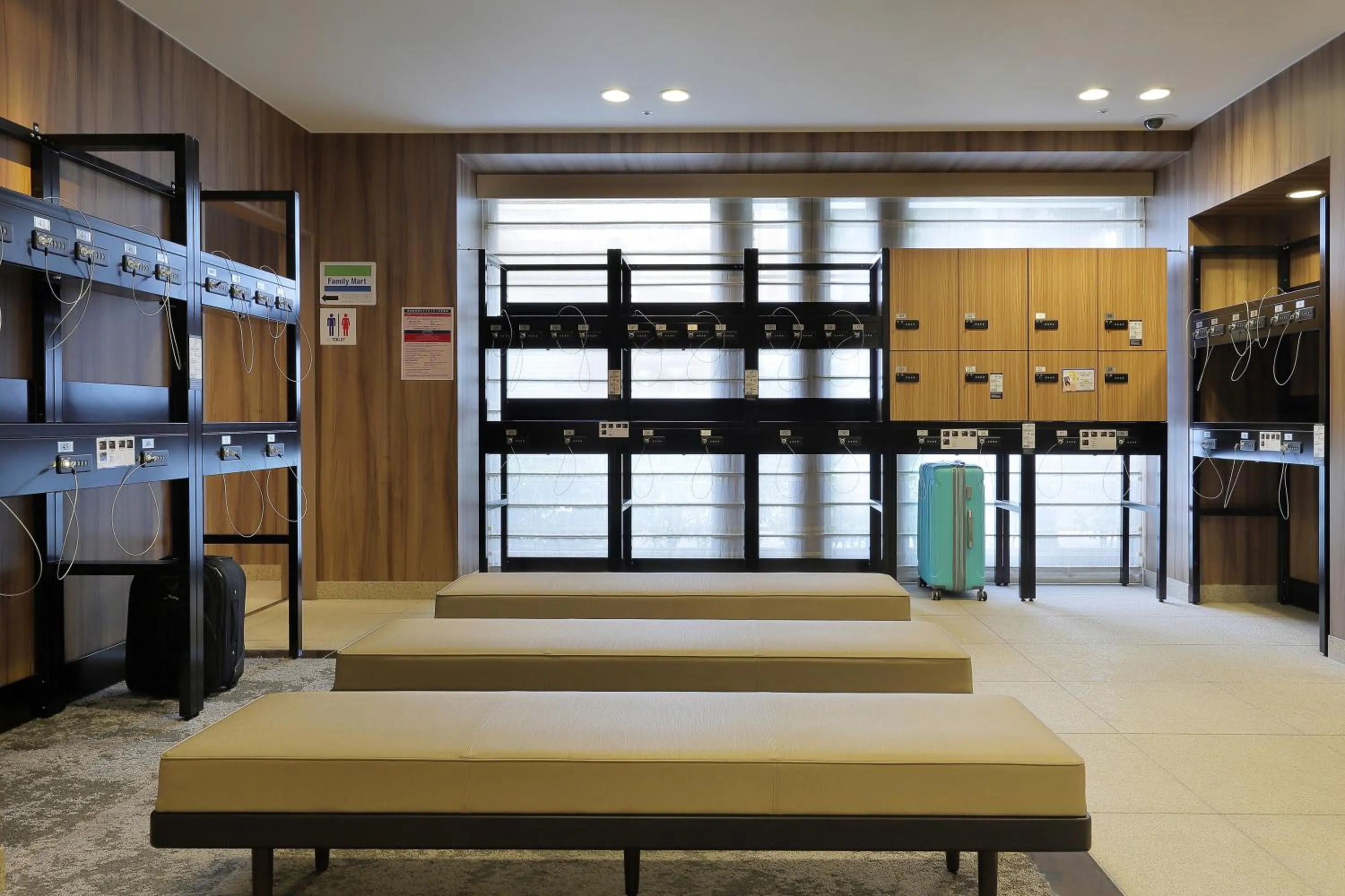 locker in Keio Presso Inn Nihonbashi Kayabacho