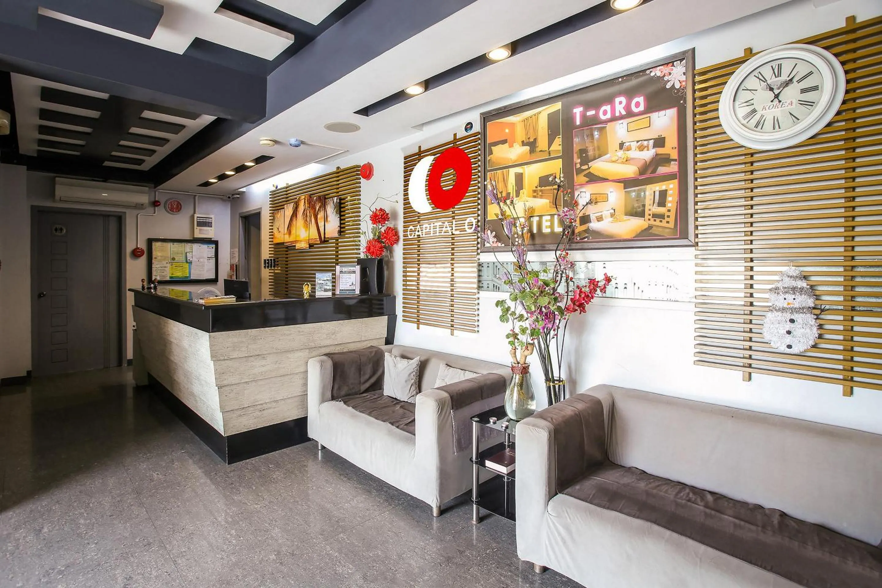 Lobby or reception, Lobby/Reception in Capital O 786 KWE Hotel and Resort.