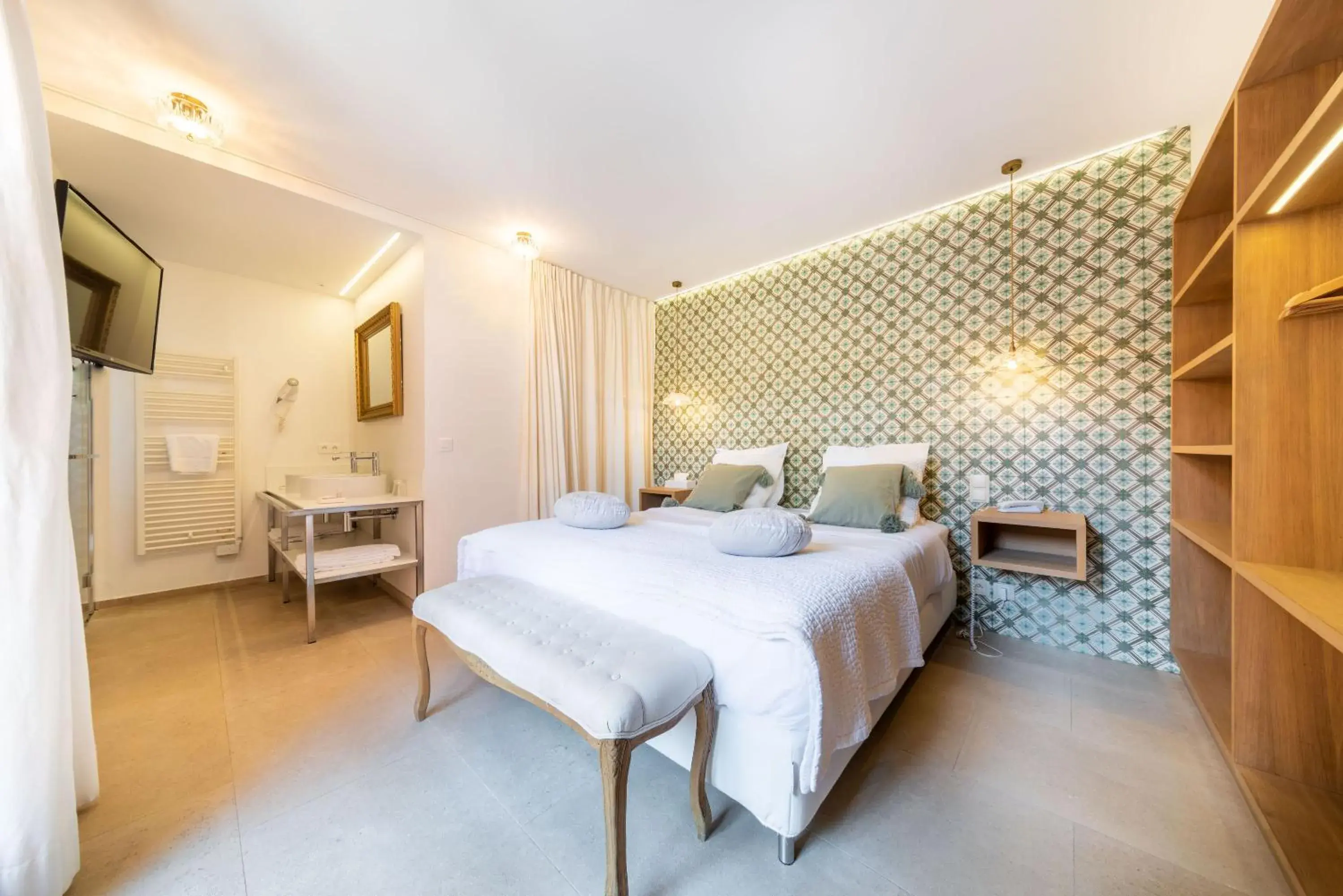 Comfort Double Room in Les Capucines Saint Tropez Comfort Double Room in Les Capucines Saint Tropez