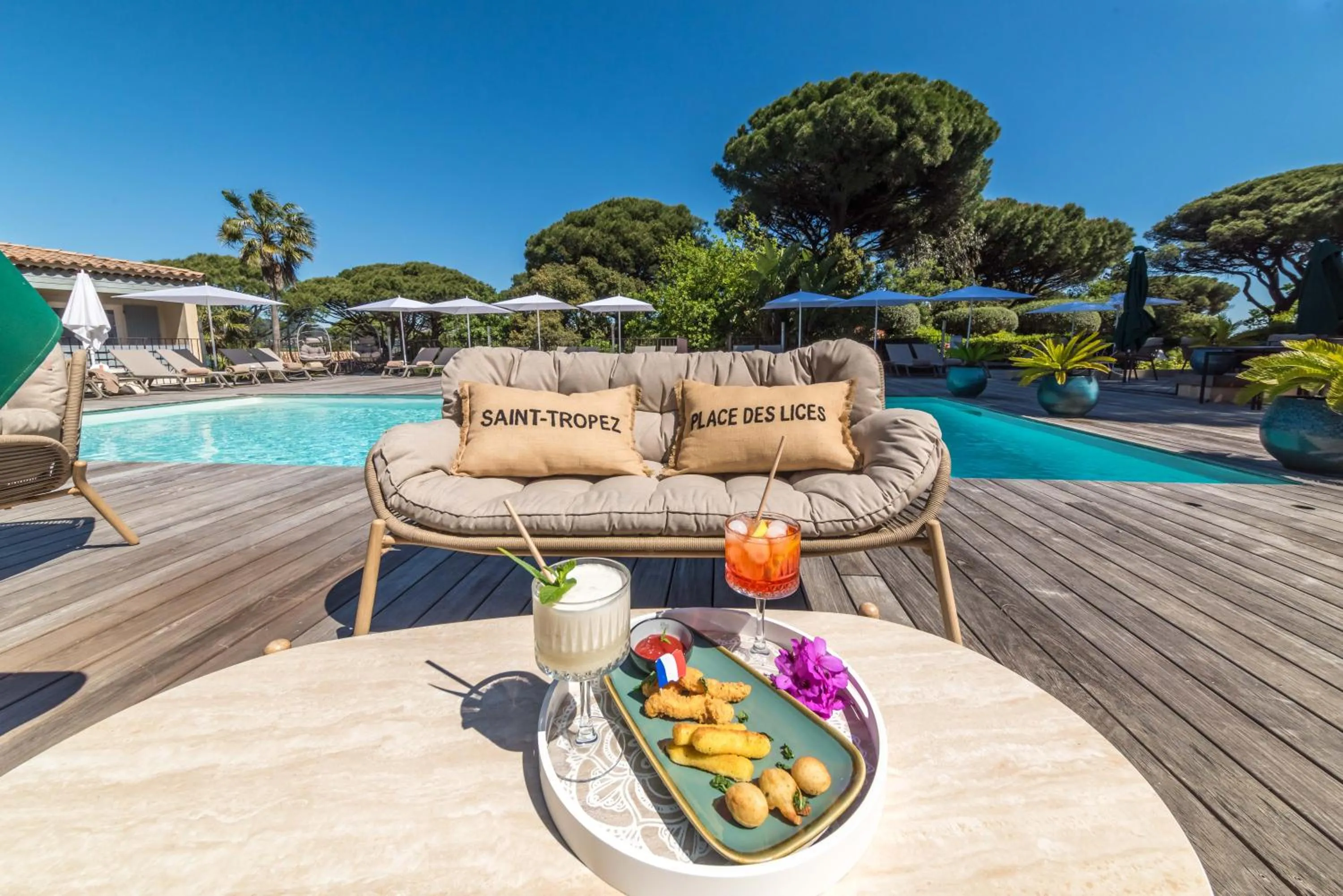 Lounge or bar in Les Capucines Saint Tropez