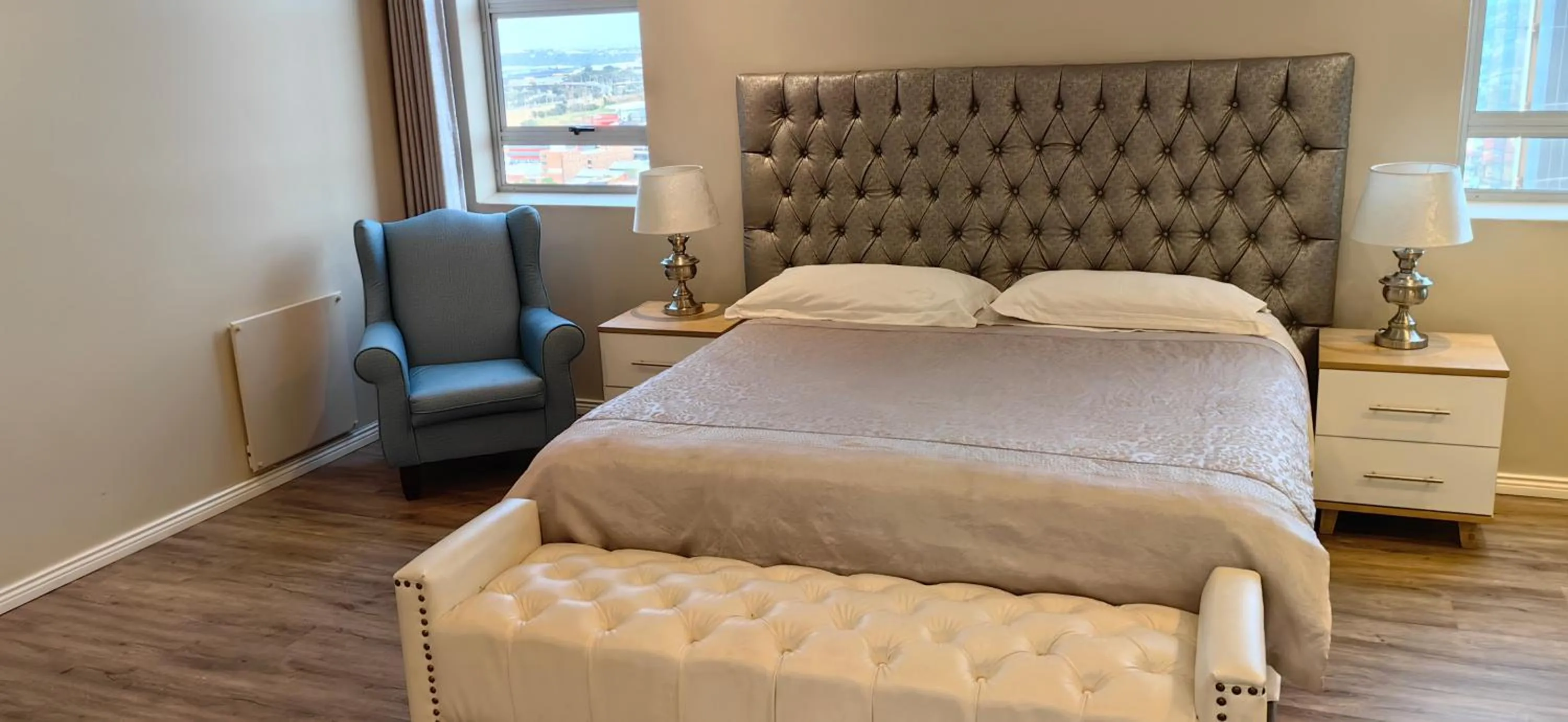 Bed in 4 on Pritchard Luxury Suites