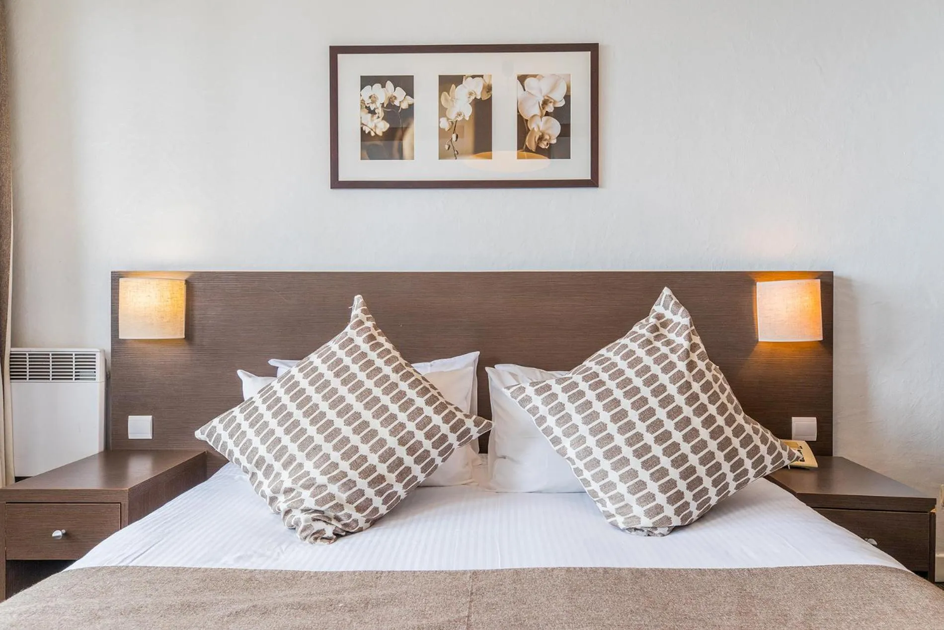 Bed in Madame Vacances Hôtel & Spa Le Mottaret