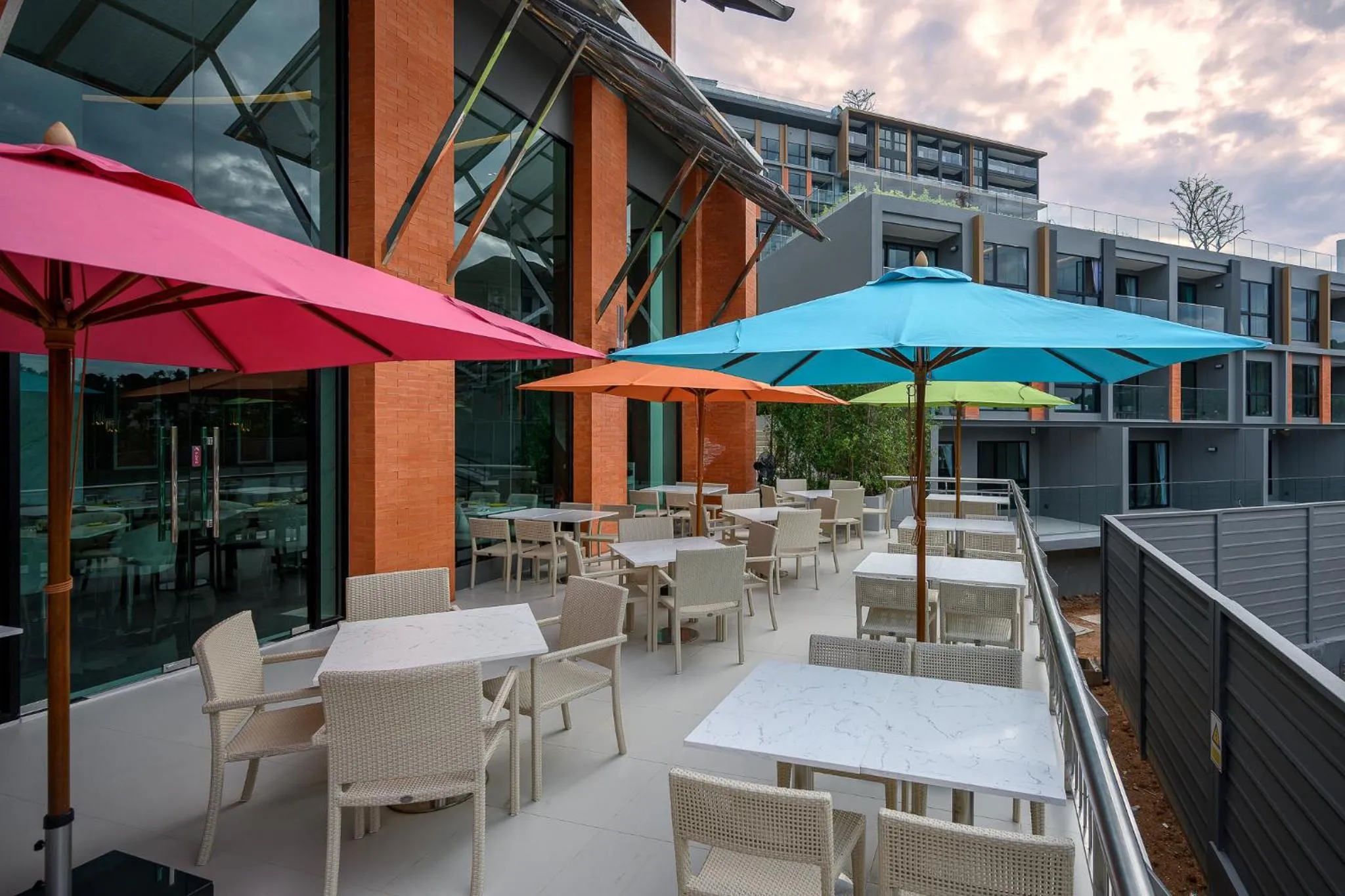 Restaurant/places to eat in Mida Grande Resort Phuket Official Account