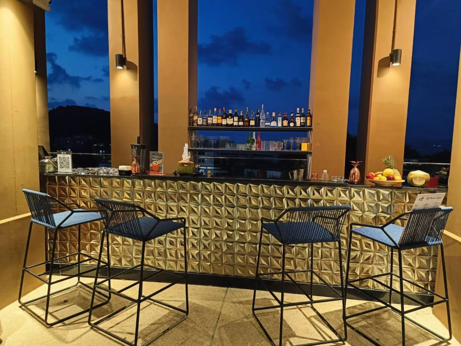 Restaurant/places to eat in Mida Grande Resort Phuket Official Account