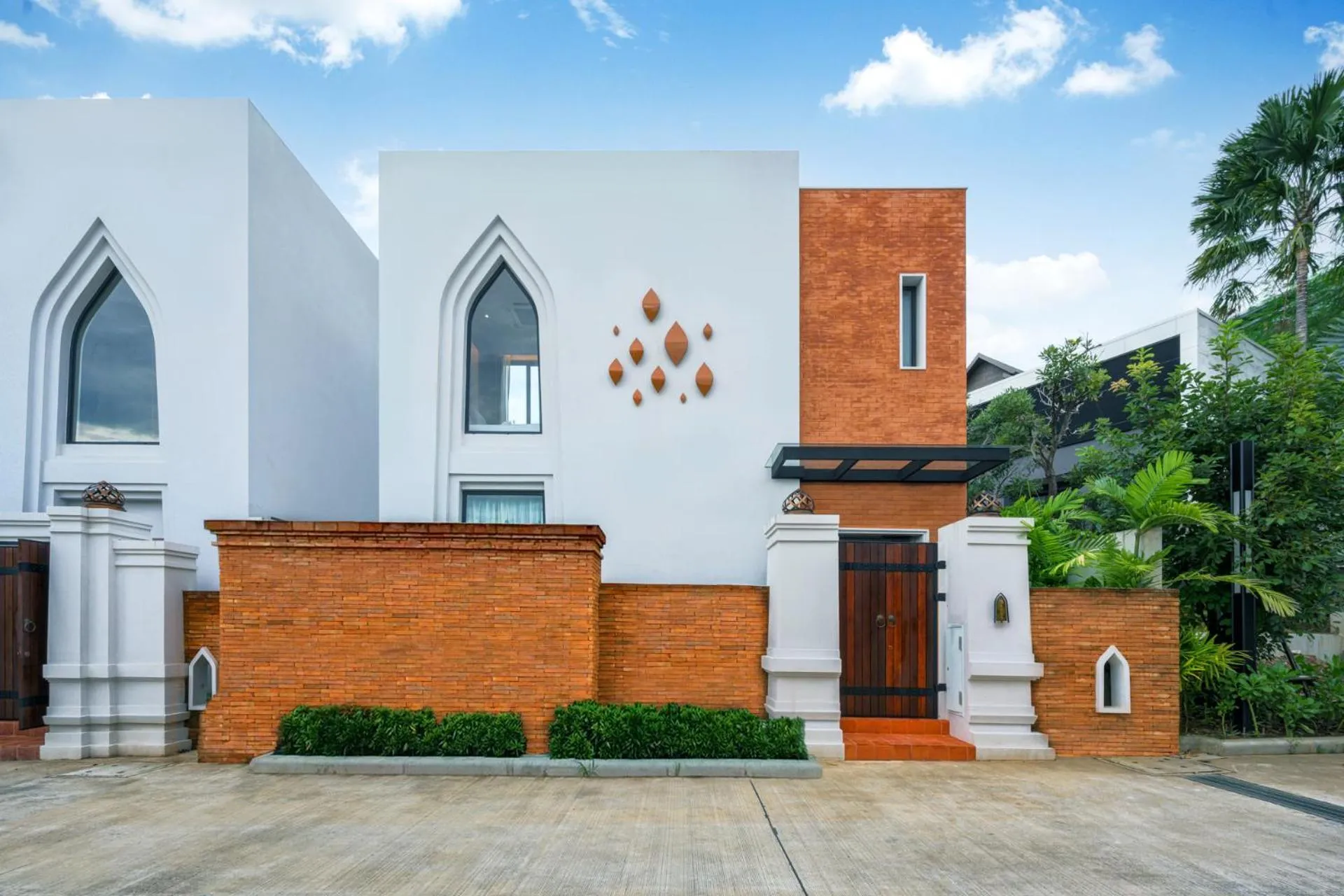 Property building in Mida Grande Resort Phuket Official Account