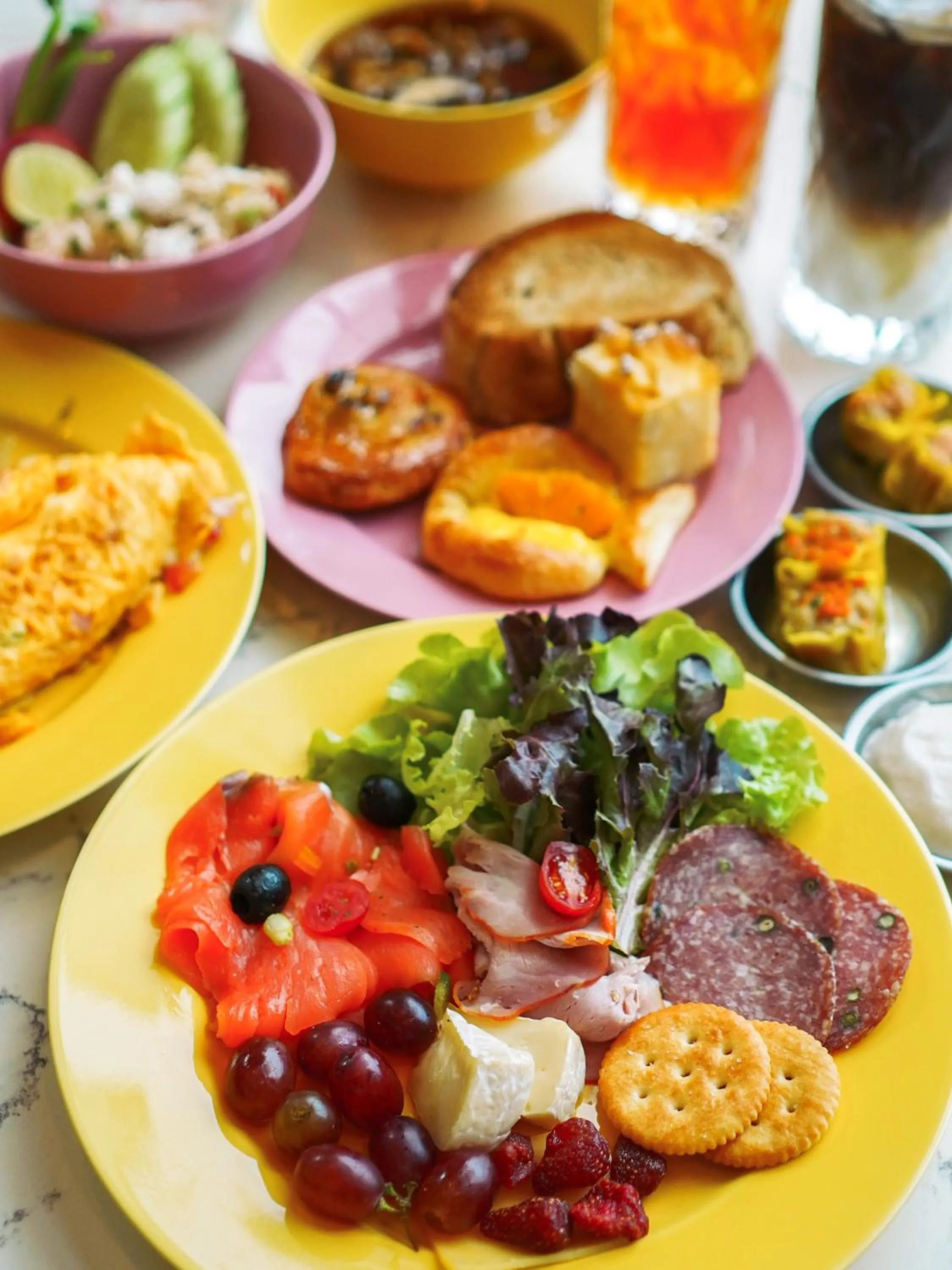 Buffet breakfast in Mida Grande Resort Phuket Official Account