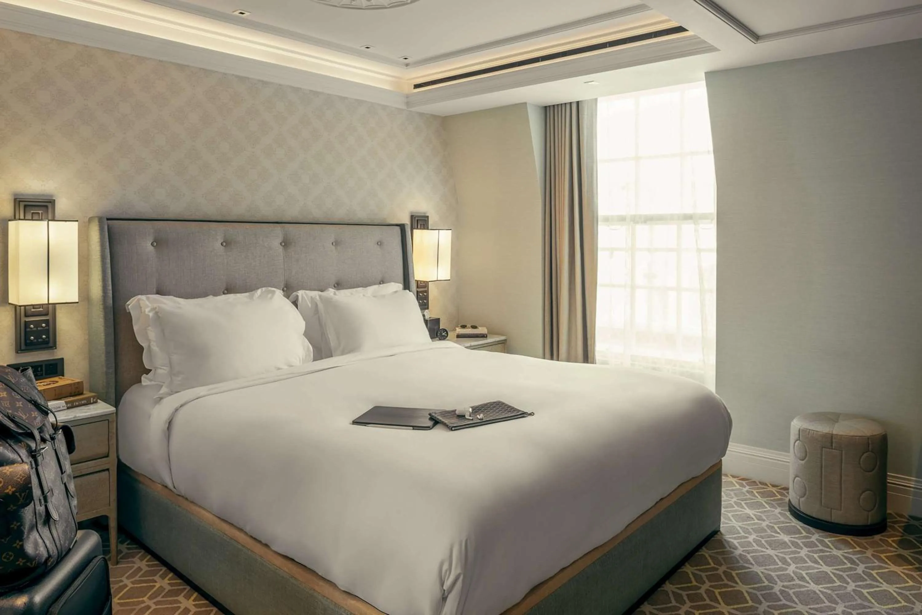 Bedroom, Bed in Great Scotland Yard Hotel, part of Hyatt