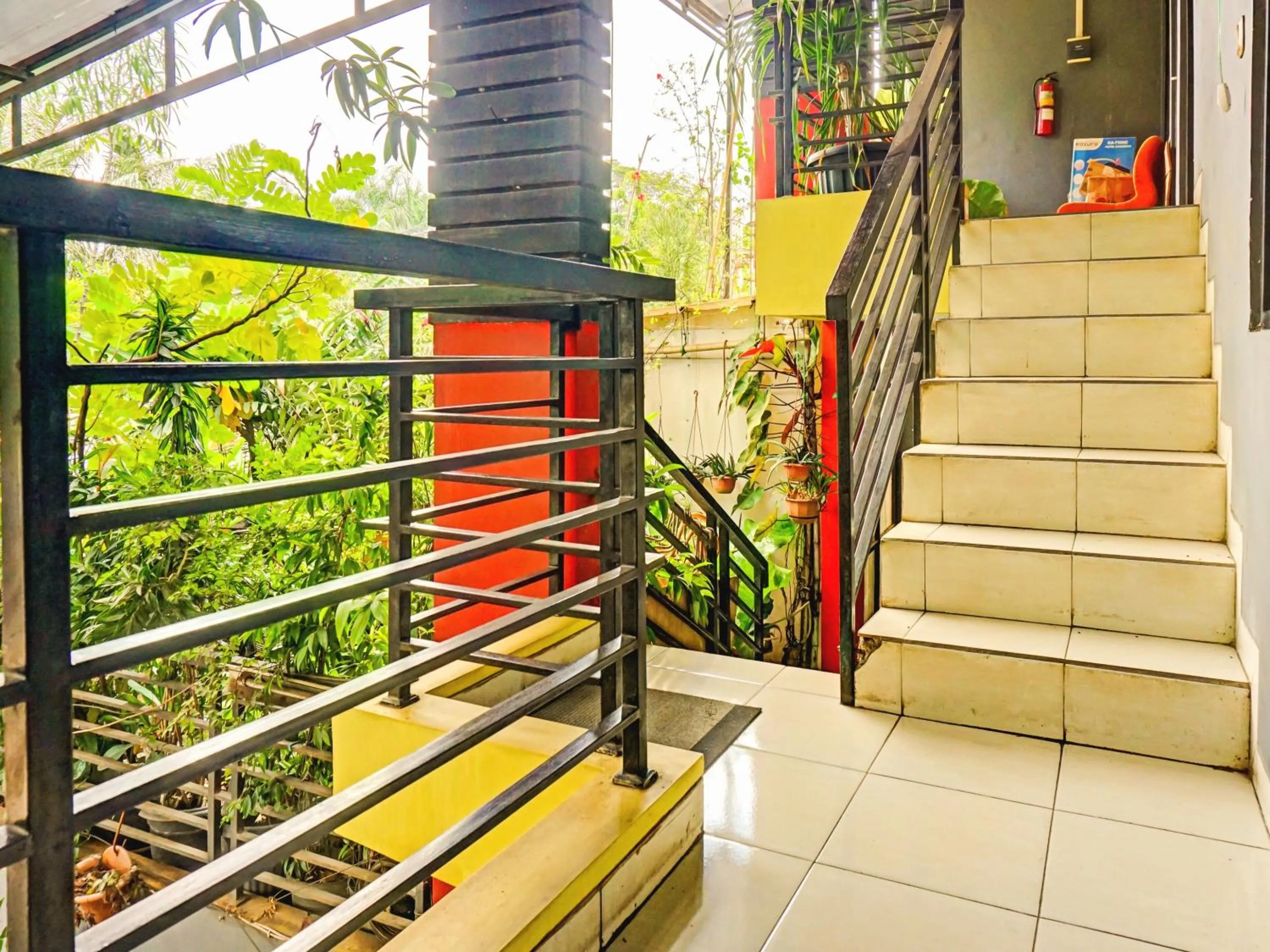 Area and facilities in Penginapan Marsya Prima Syariah