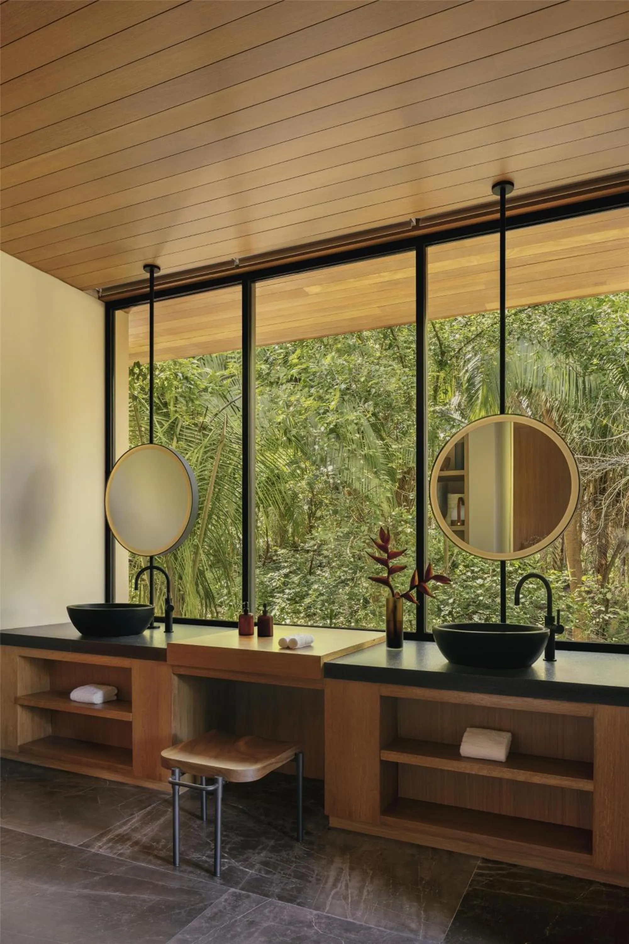 Bathroom in One&Only Mandarina