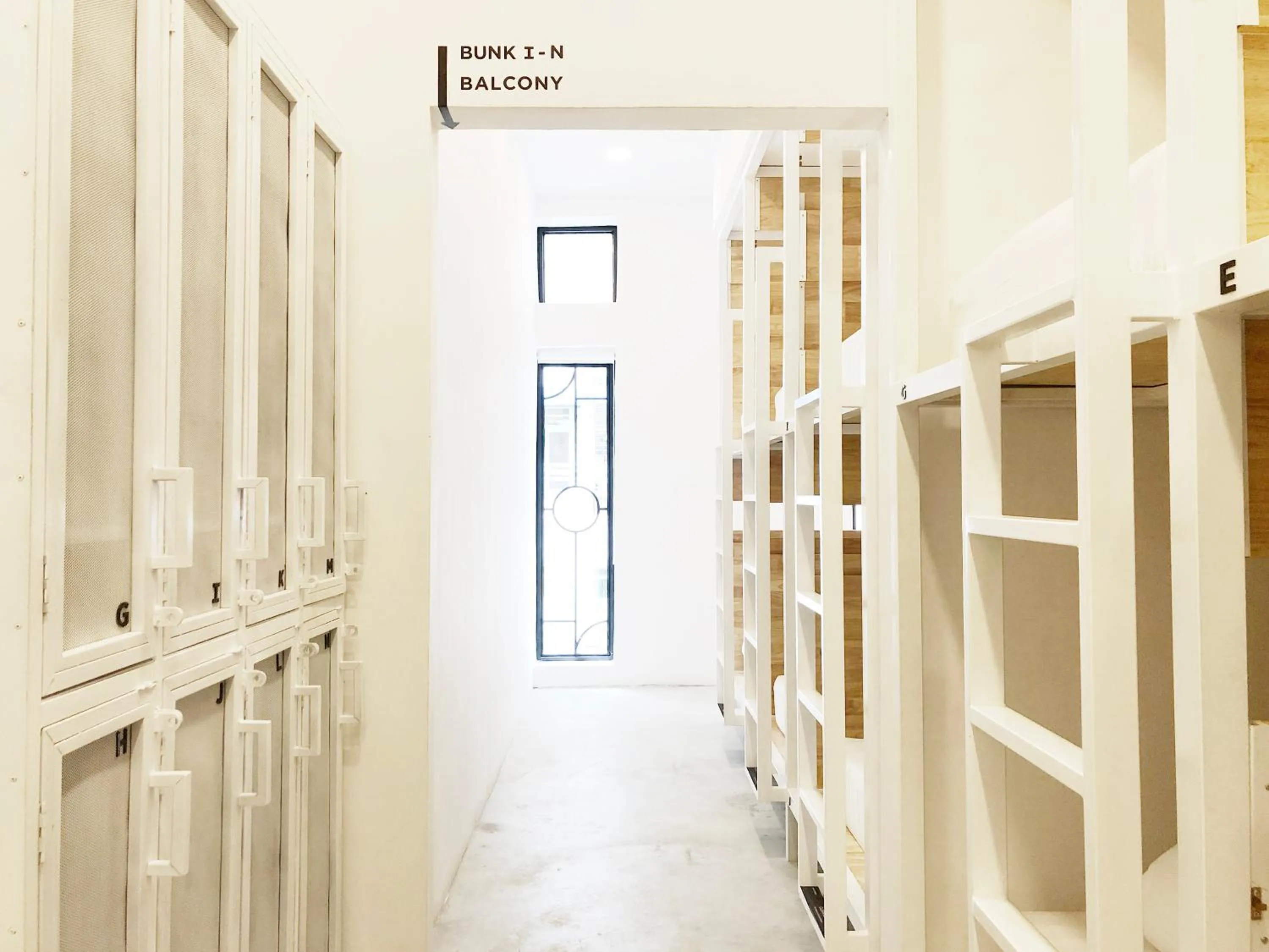 bunk bed in HOOD Hostel