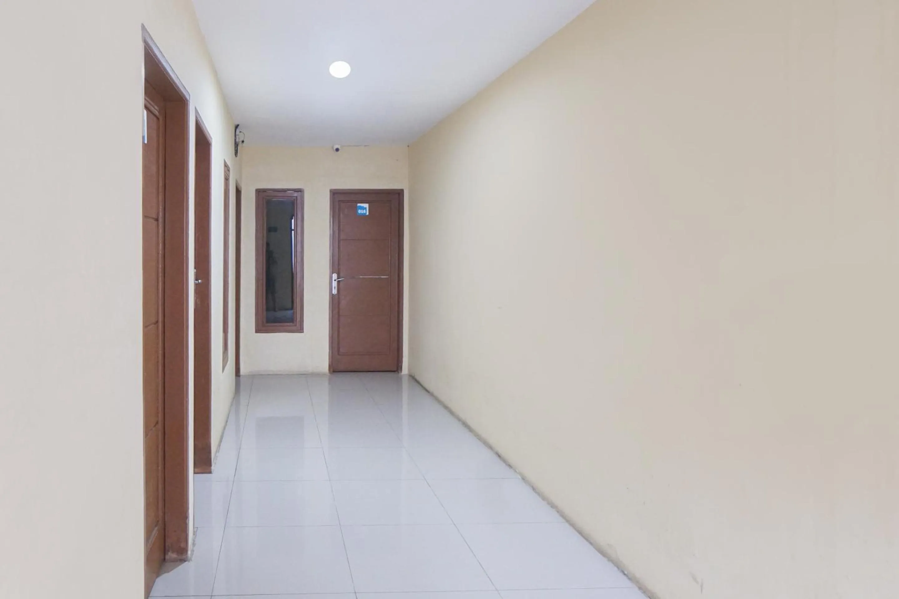 Lobby or reception in Hotel O Sky Residence Mawar