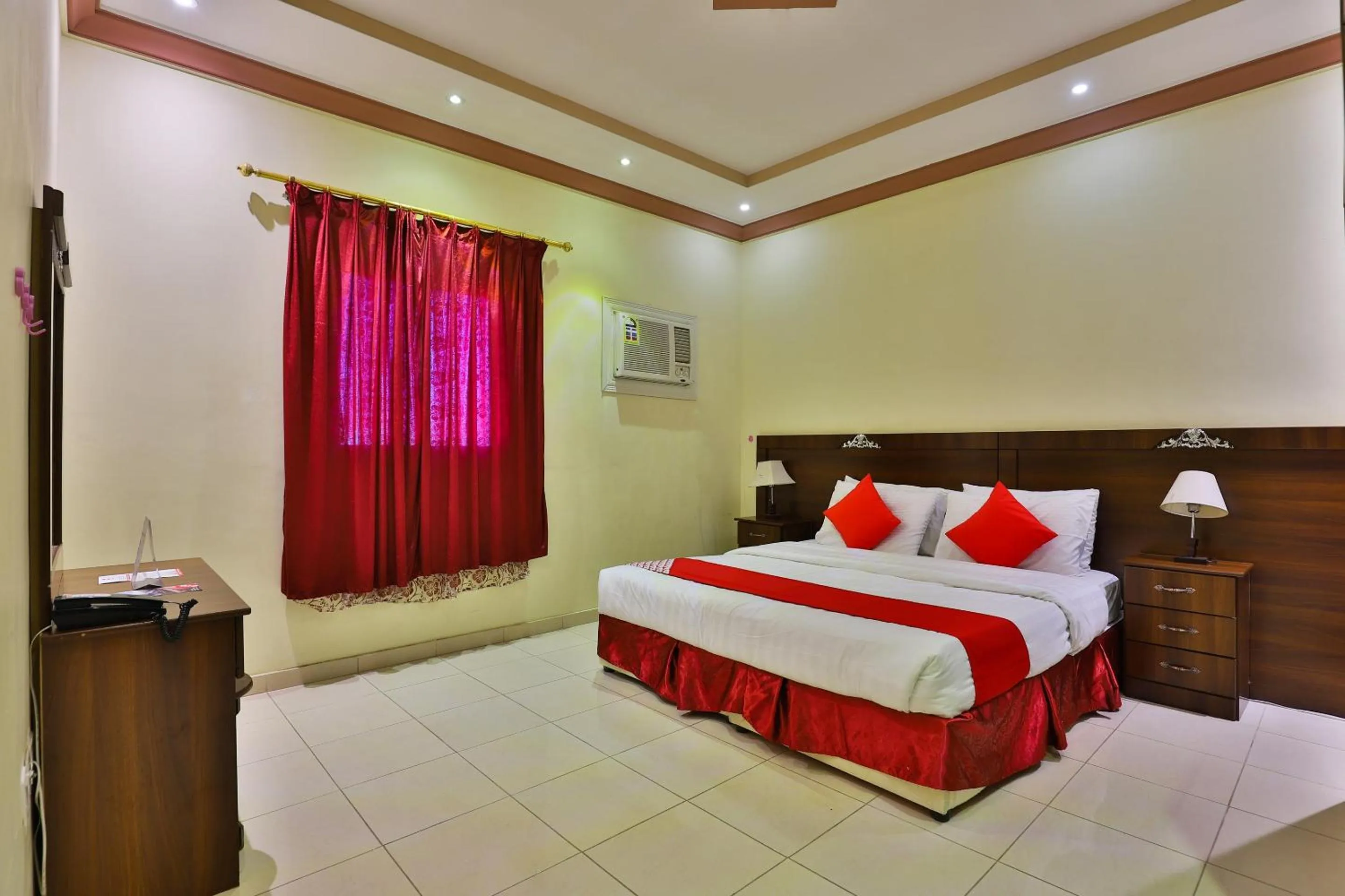 Bedroom in OYO 273 Star Yanbu Hotel Suites