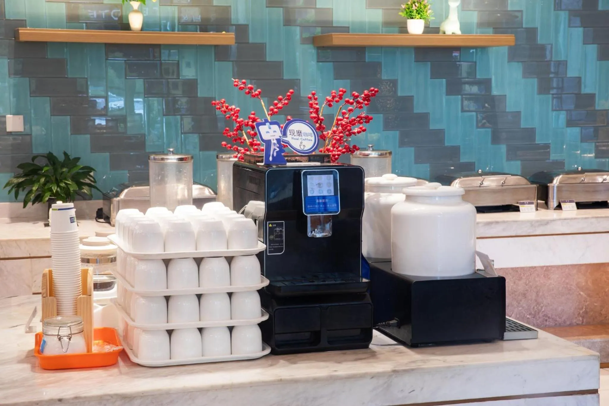 Restaurant/places to eat in Holiday Inn Express Changzhou Xinbei by IHG