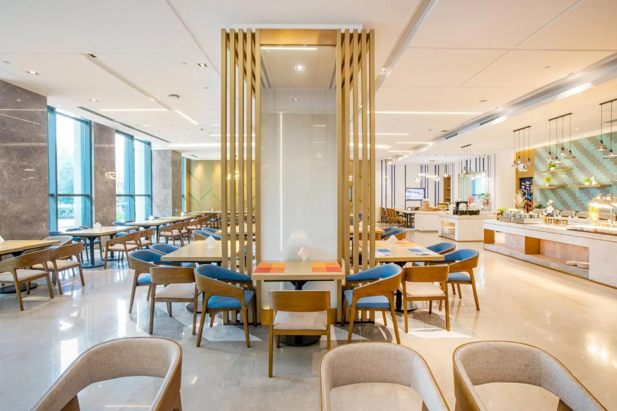 Restaurant/places to eat in Holiday Inn Express Changzhou Xinbei by IHG