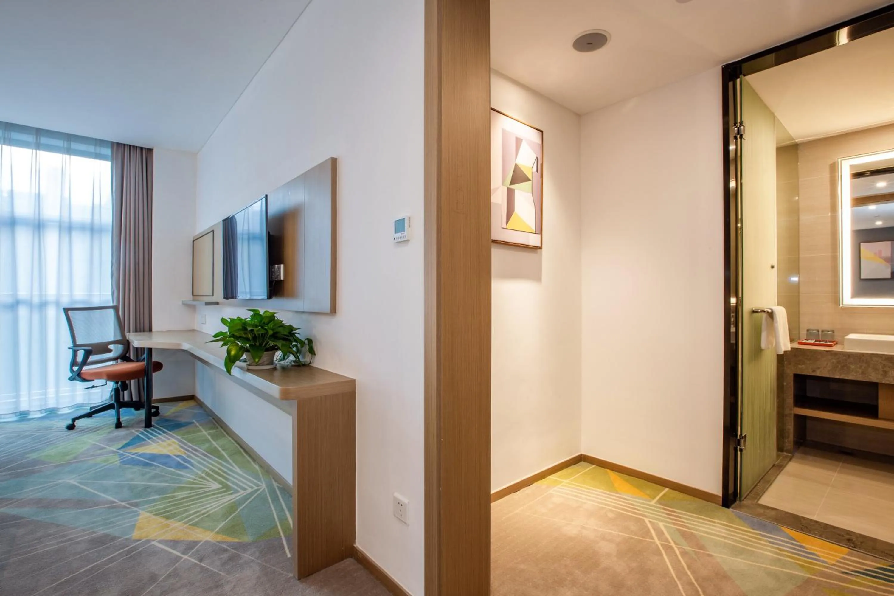 Photo of the whole room in Holiday Inn Express Changzhou Xinbei by IHG