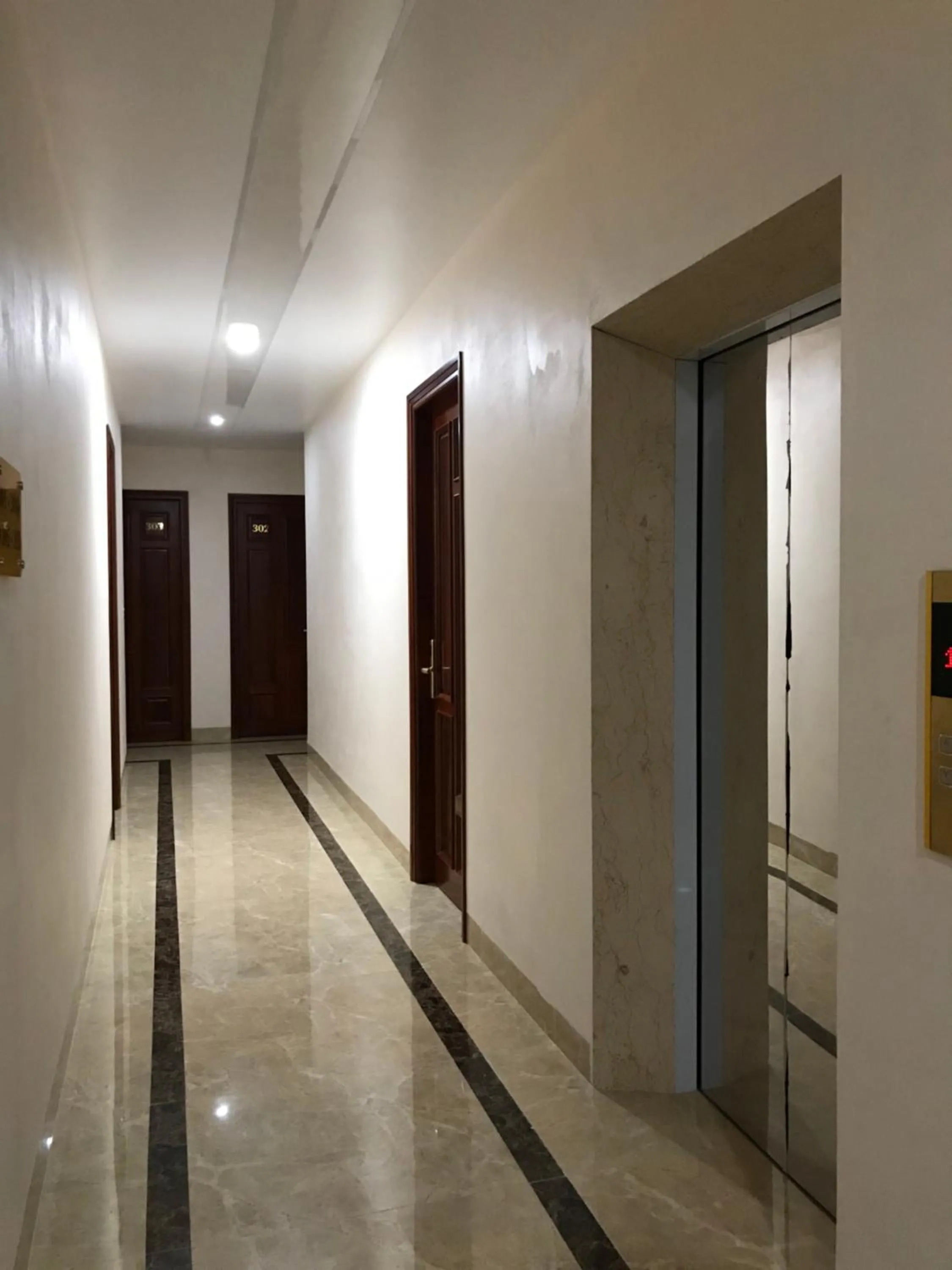 Area and facilities in Bình Minh Riverside Hotel