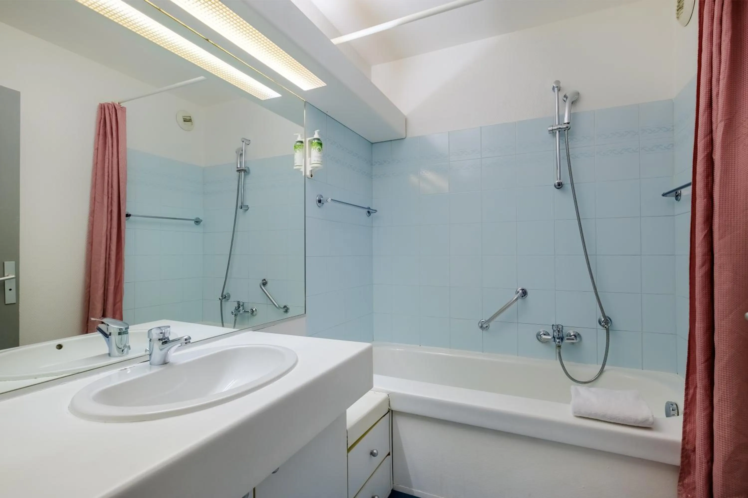 Bathroom in Residhotel Villa Maupassant