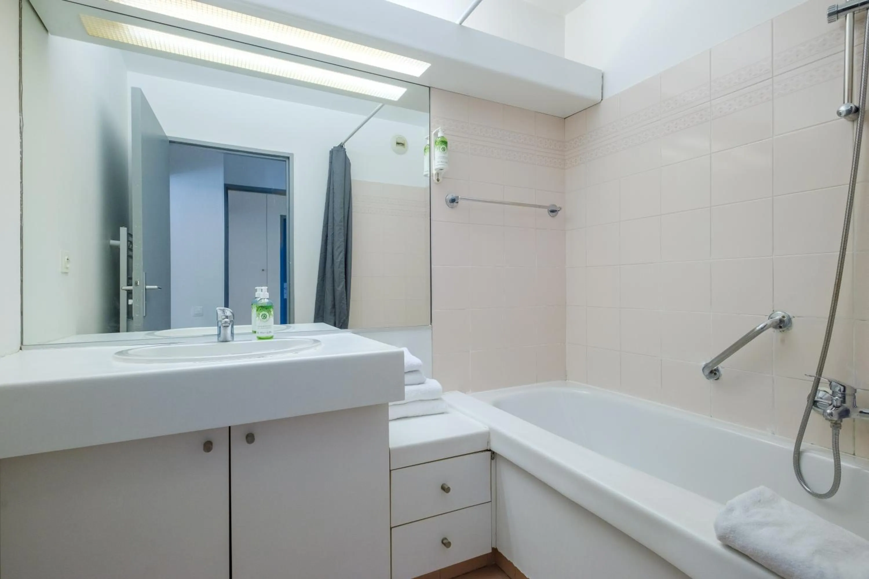 Bathroom in Residhotel Villa Maupassant