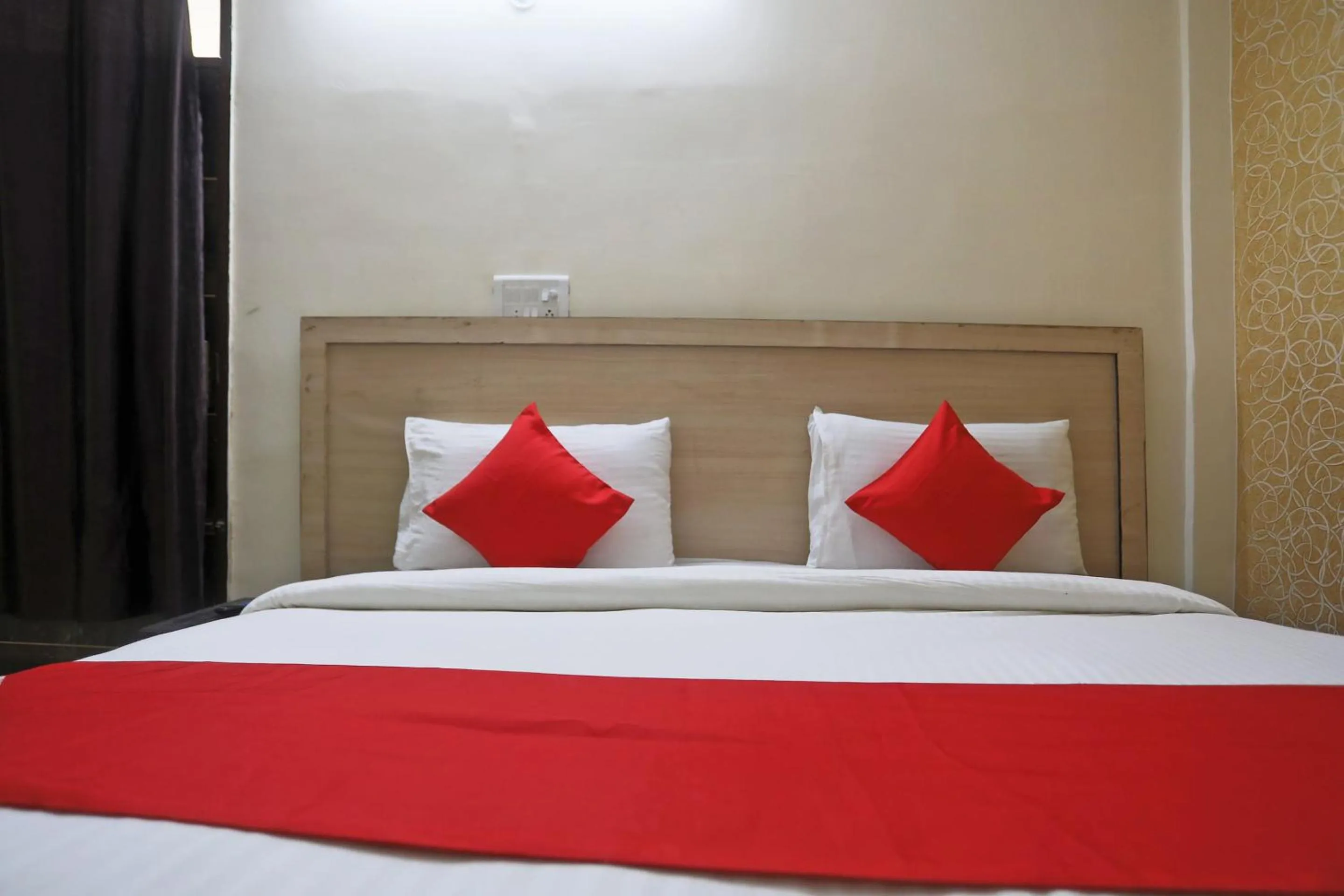 Bedroom, Bed in Hotel O A P Residency