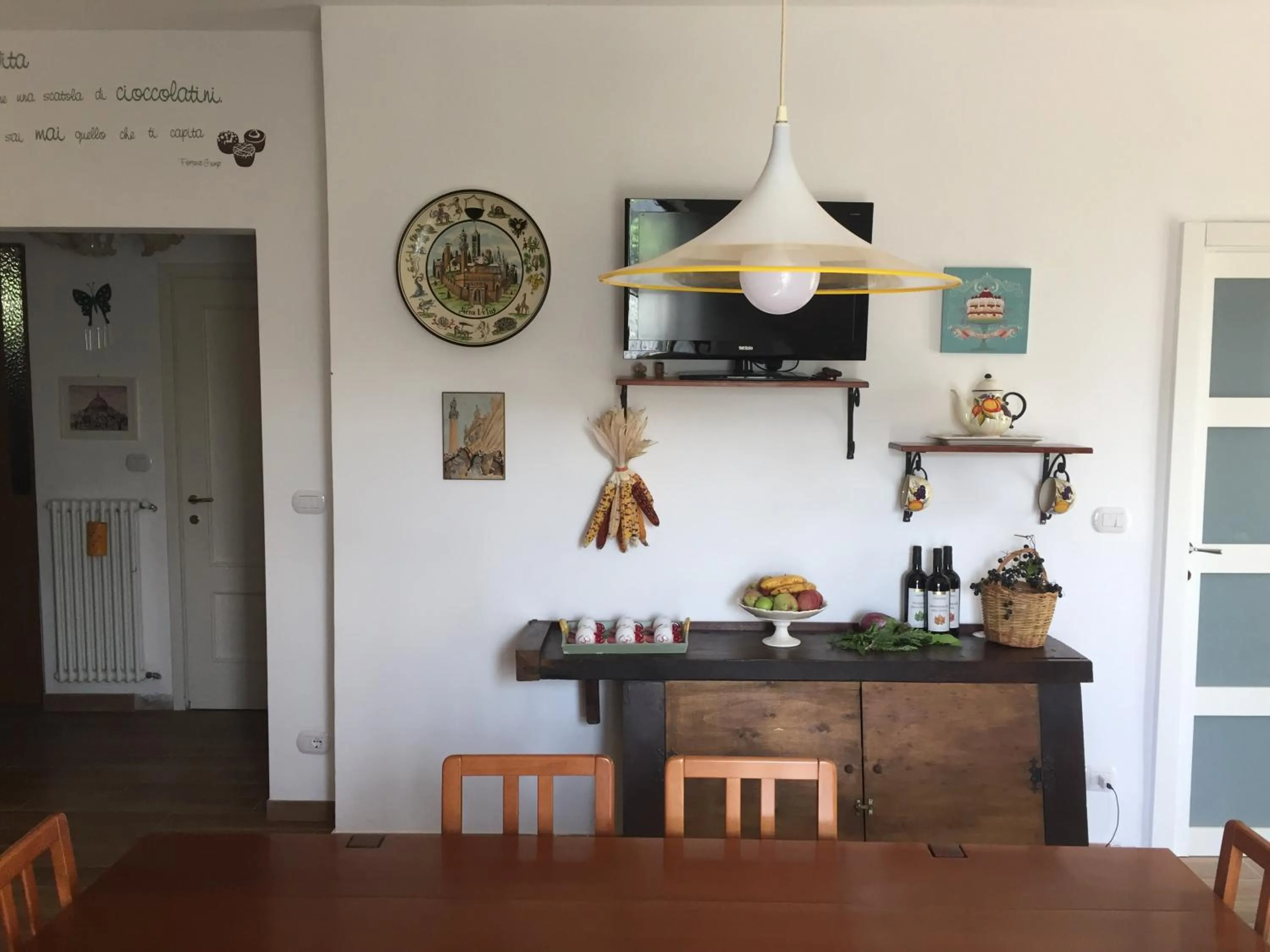 Coffee/tea facilities in Oca Carolina