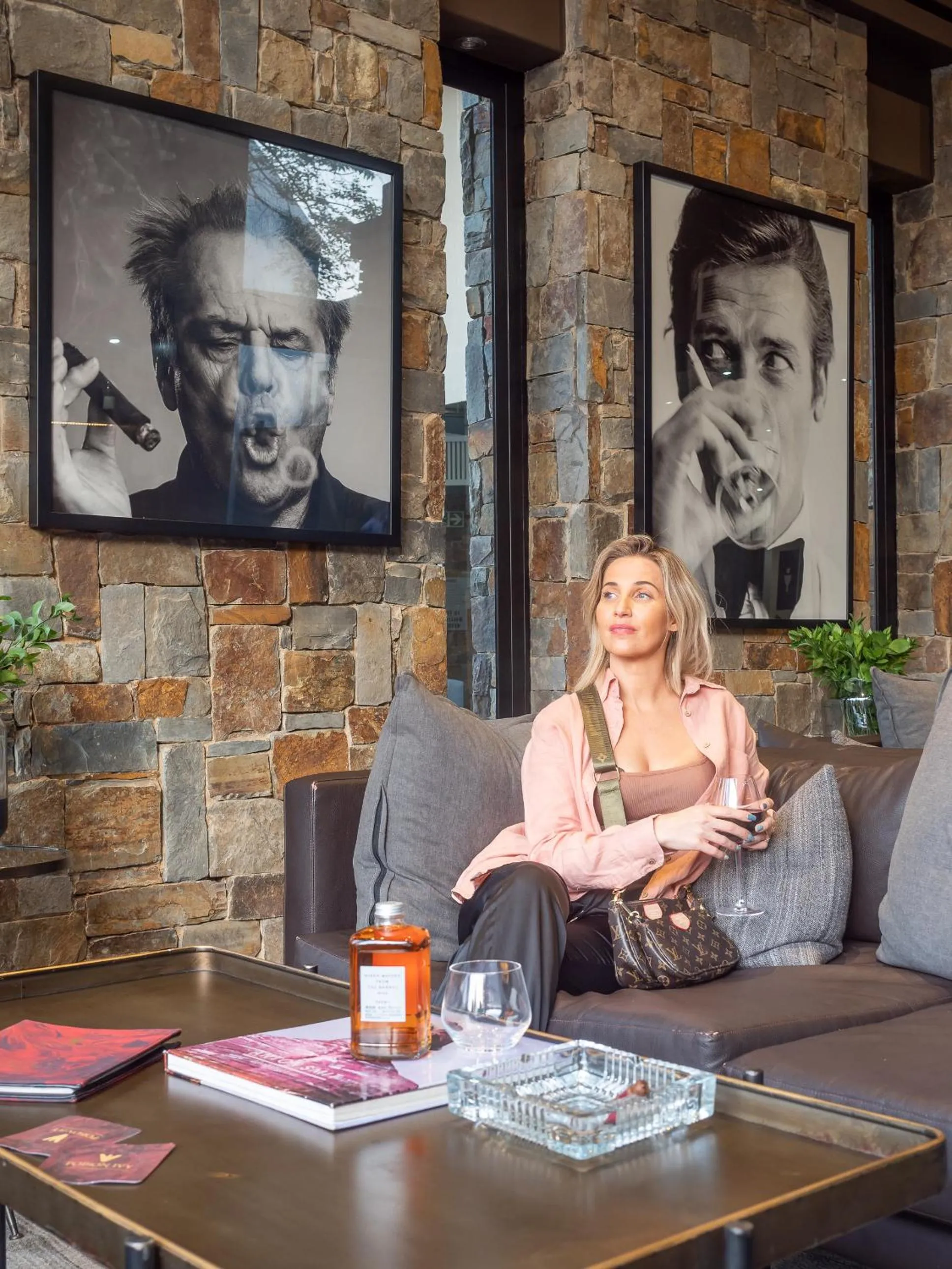 Alcoholic drinks in Seven Villa Hotel & Spa