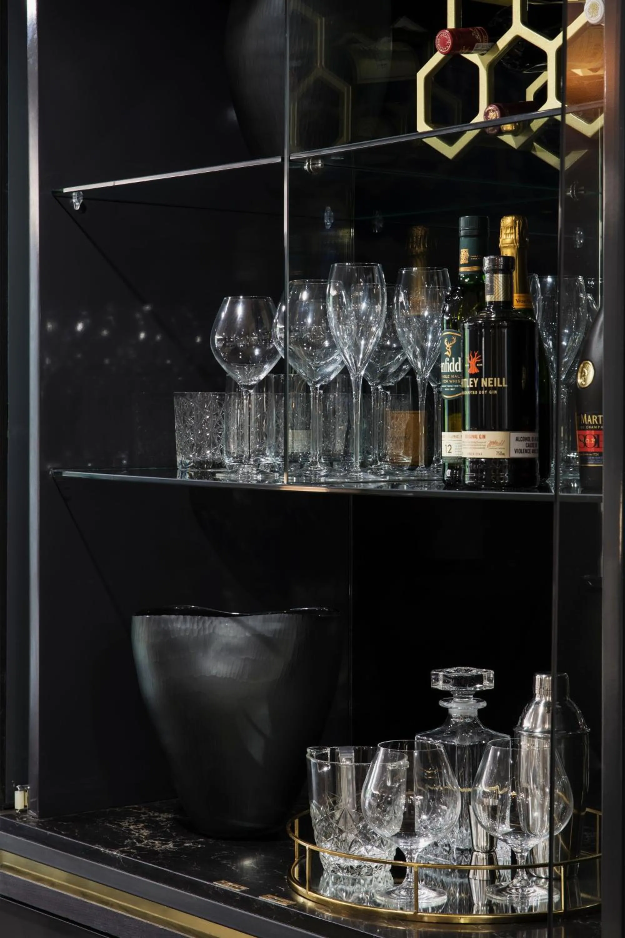 Lounge or bar in Seven Villa Hotel & Spa